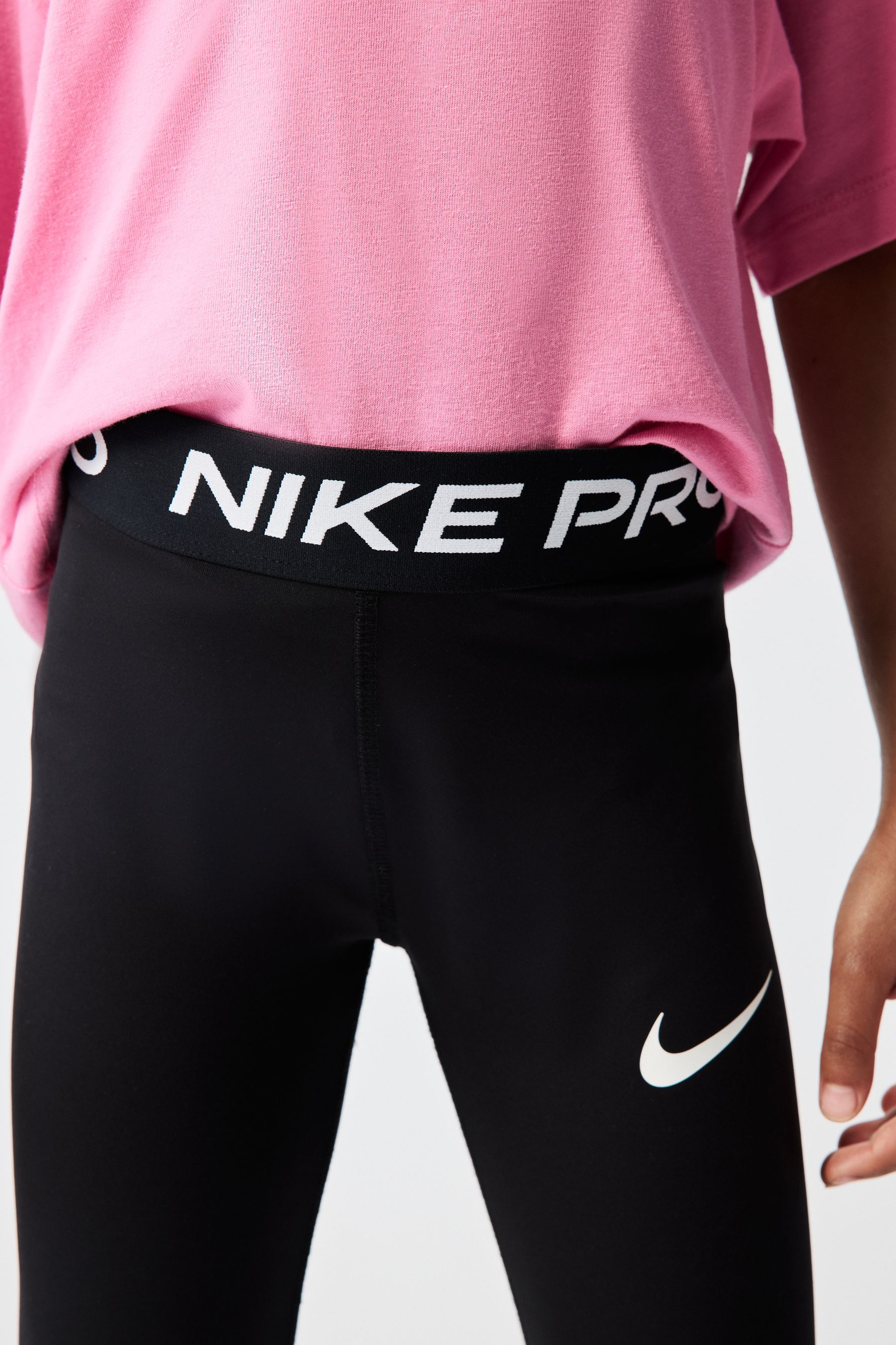 Next girls nike leggings shop