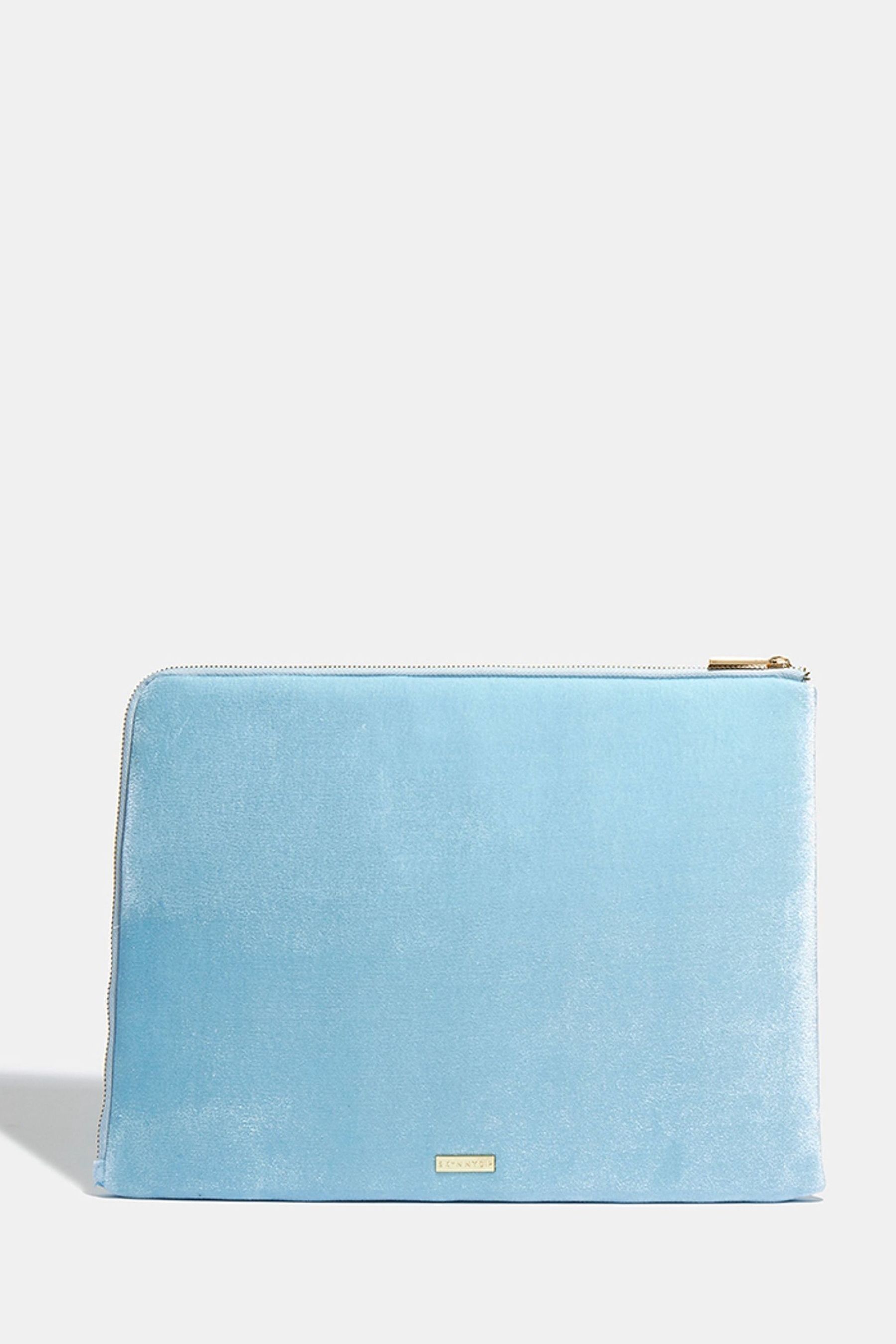 Disney stitch laptop case outlet