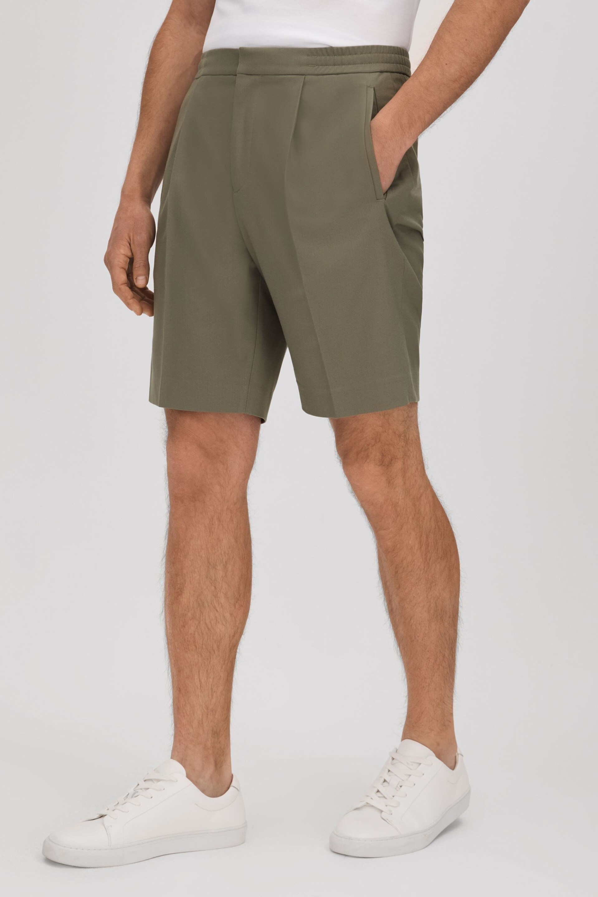 Reiss Sage Sussex Relaxed Drawstring Shorts - Image 1 of 6
