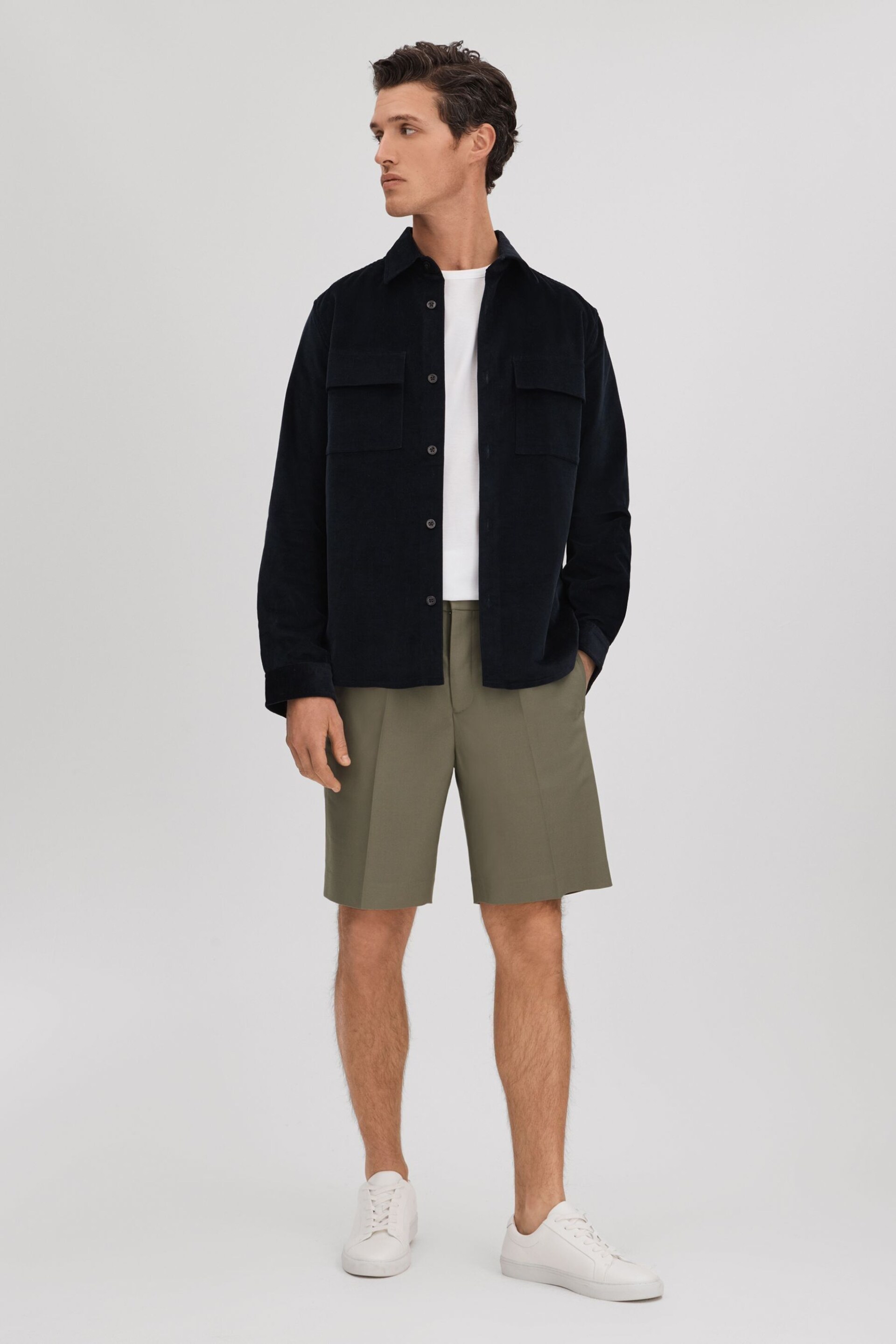 Reiss Sage Sussex Relaxed Drawstring Shorts - Image 3 of 6