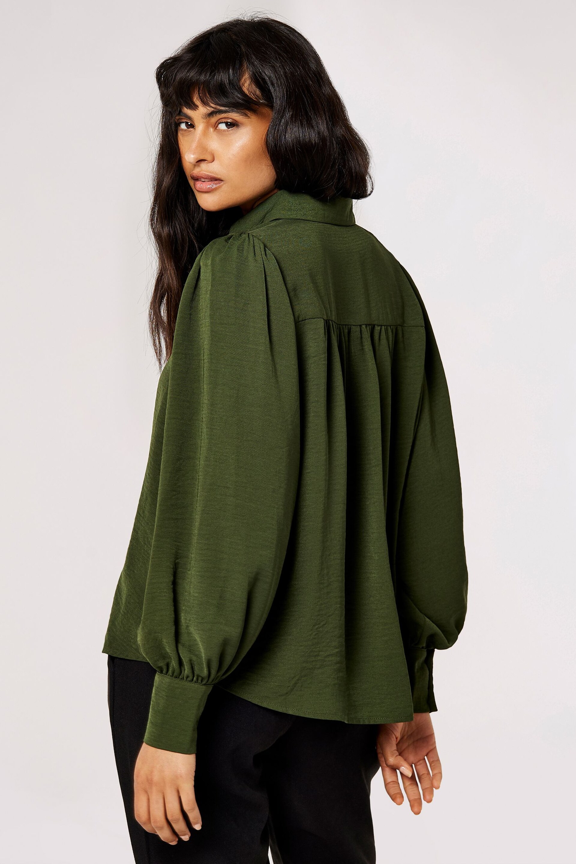 Apricot Green Airflow Volume Sleeve Shirt - Image 2 of 5