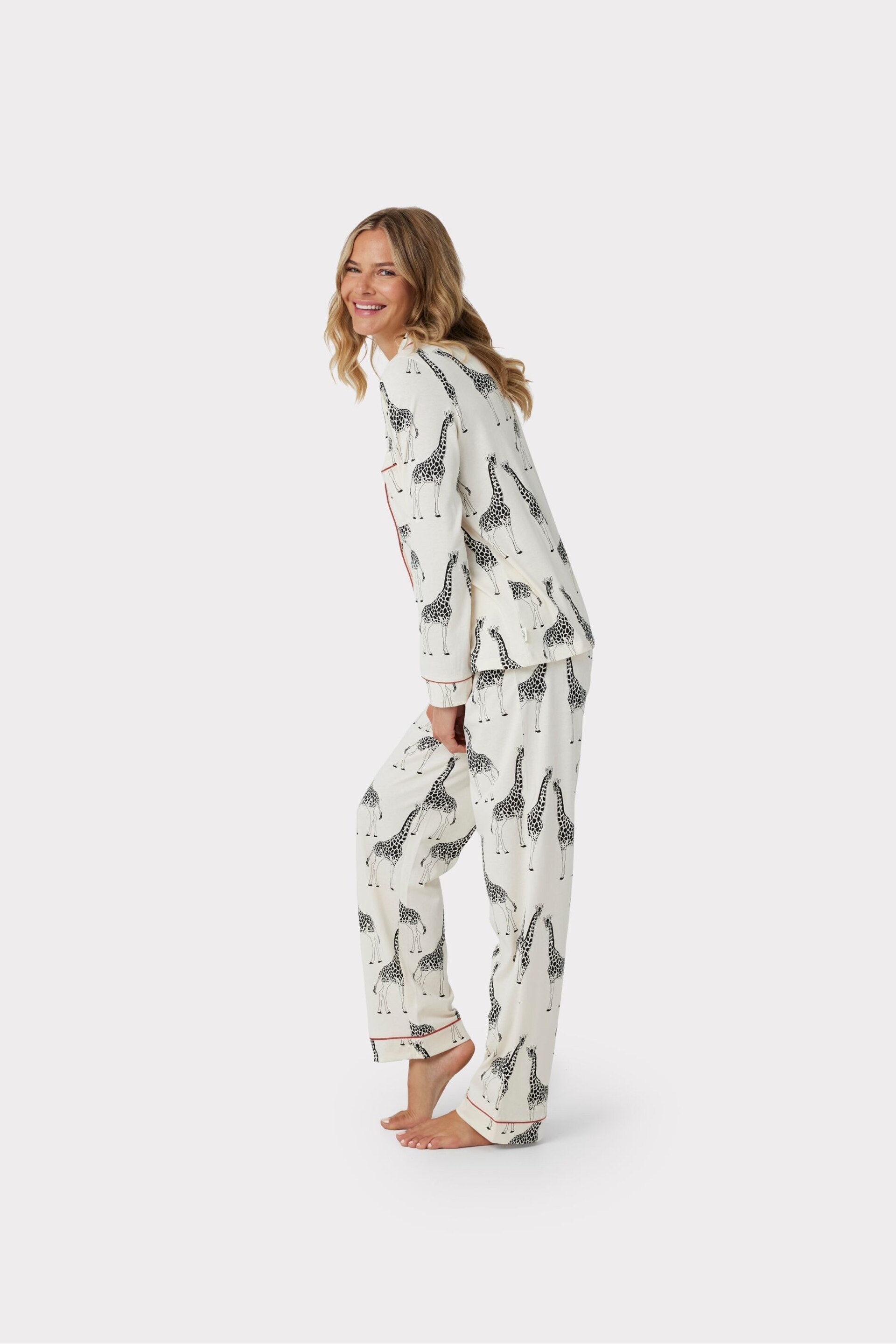 Chelsea Peers Cream Giraffe Button Up Long Pyjama Set - Image 4 of 9