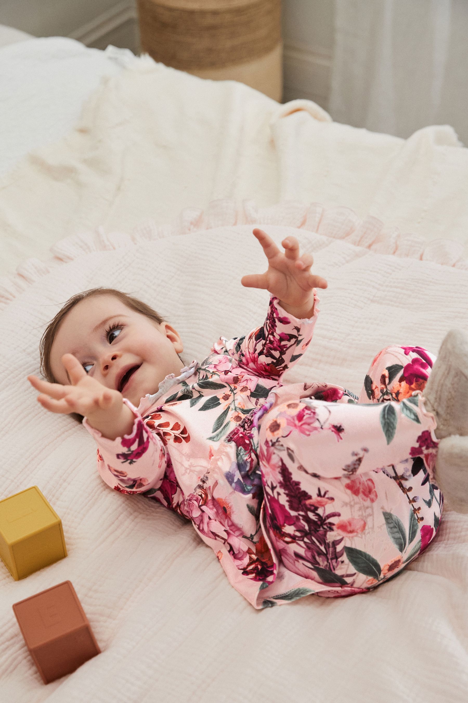 Floral baby leggings deals