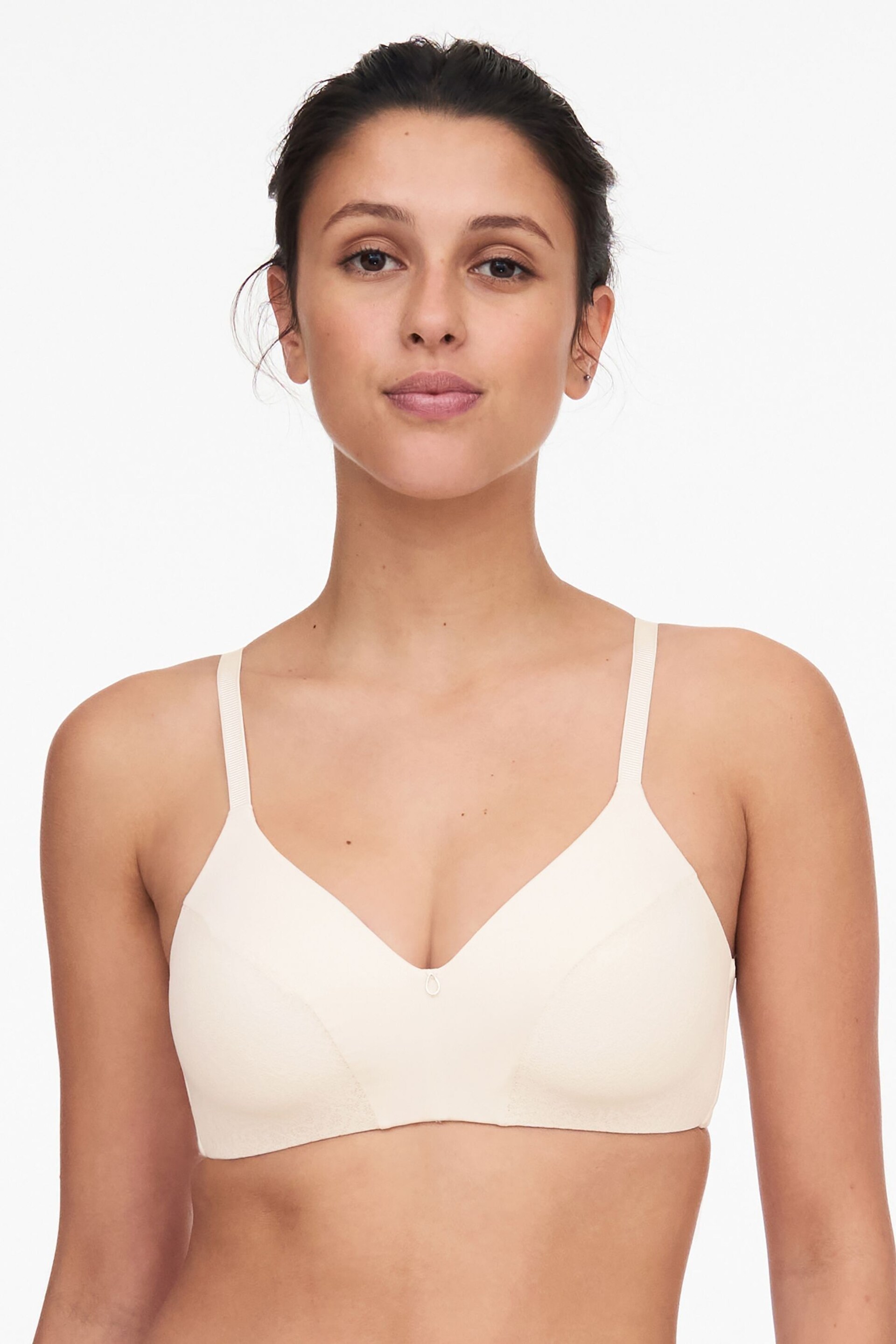 Chantelle Cloudia Soft Feel Non Wired T-Shirt Bra - Image 1 of 3