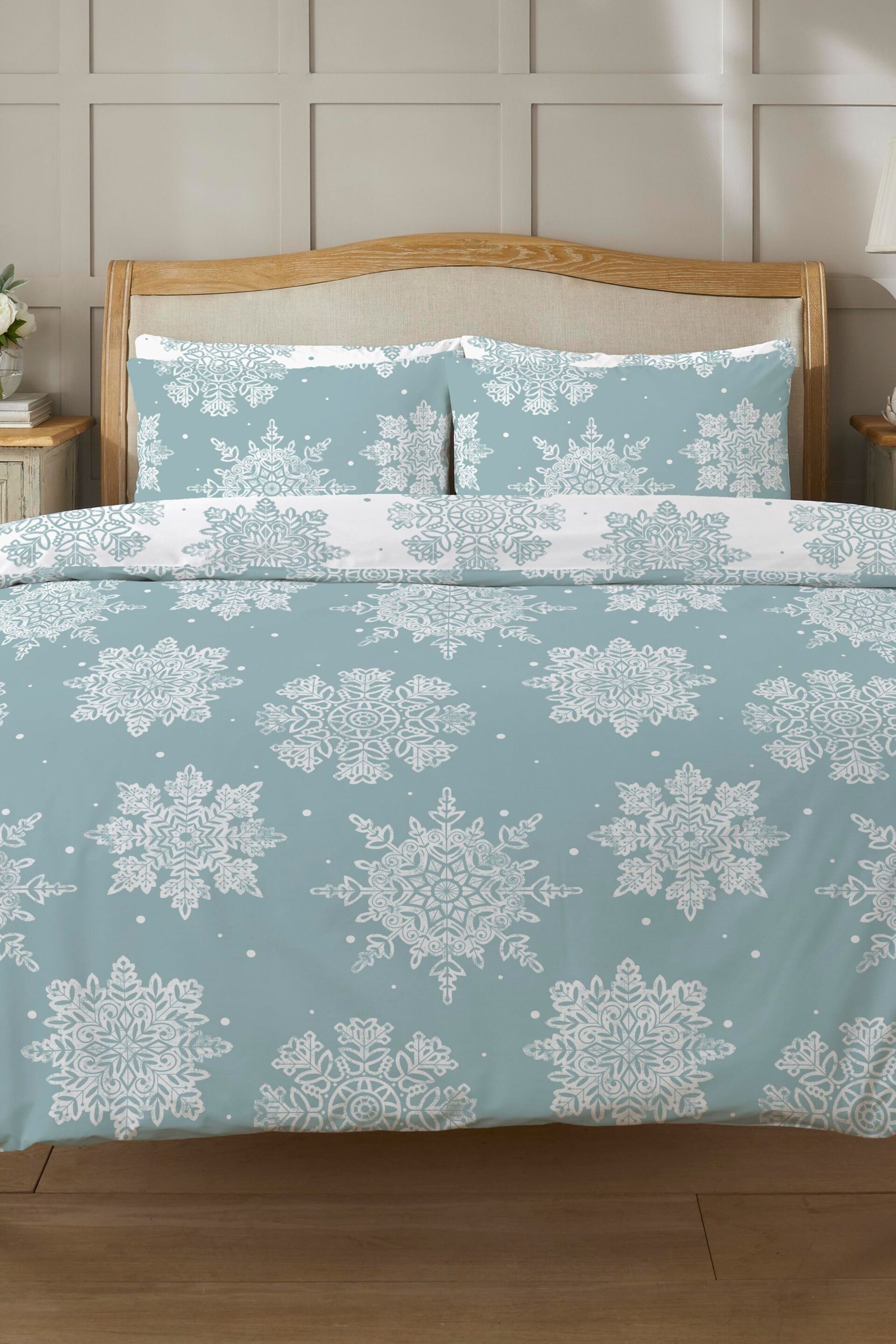 Copenhagen Home Blue Snowflake Duvet Set - Image 1 of 2