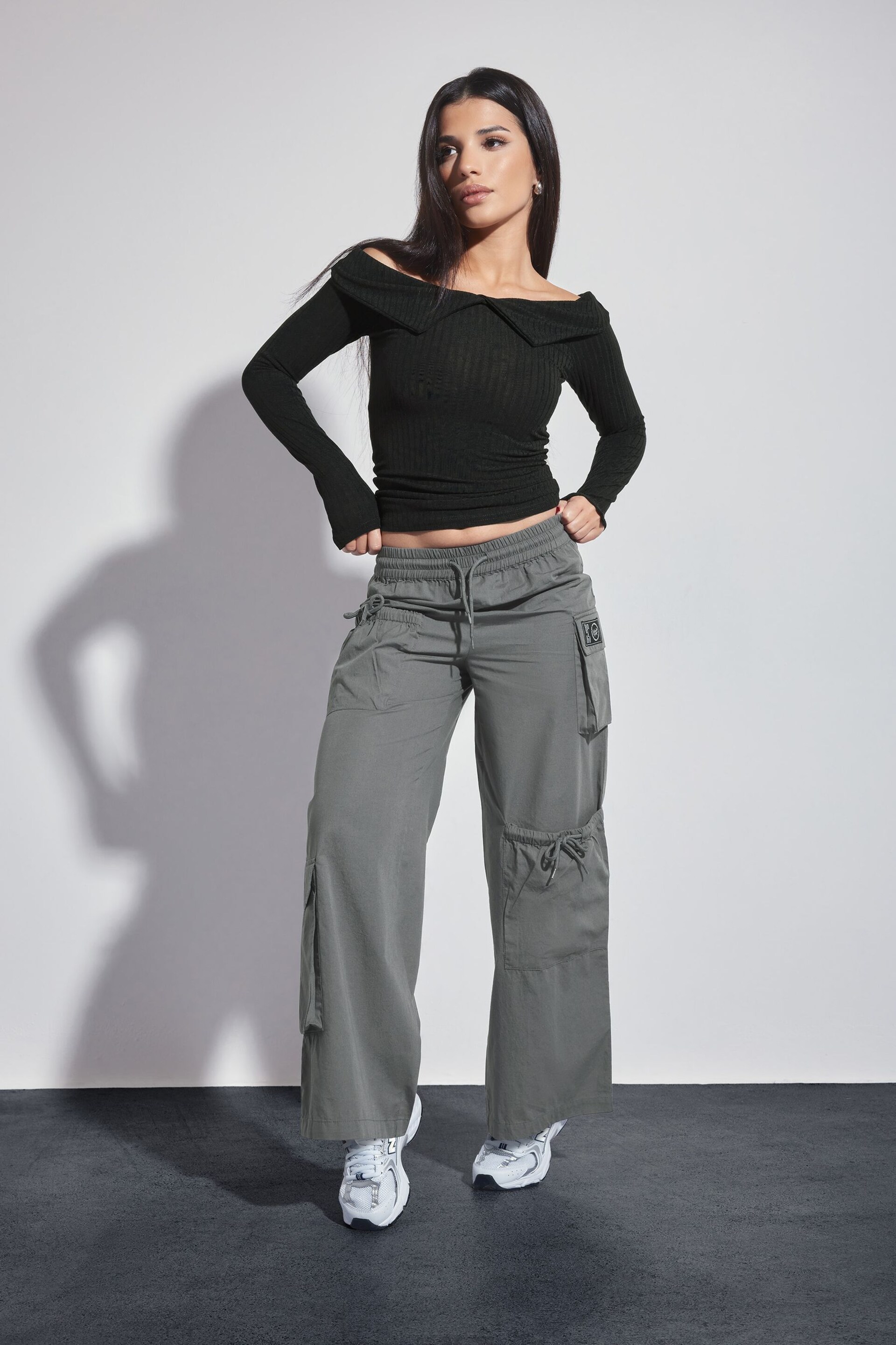 PixieGirl Petite Grey Pocket Detail Label Cargo Trousers - Image 3 of 9