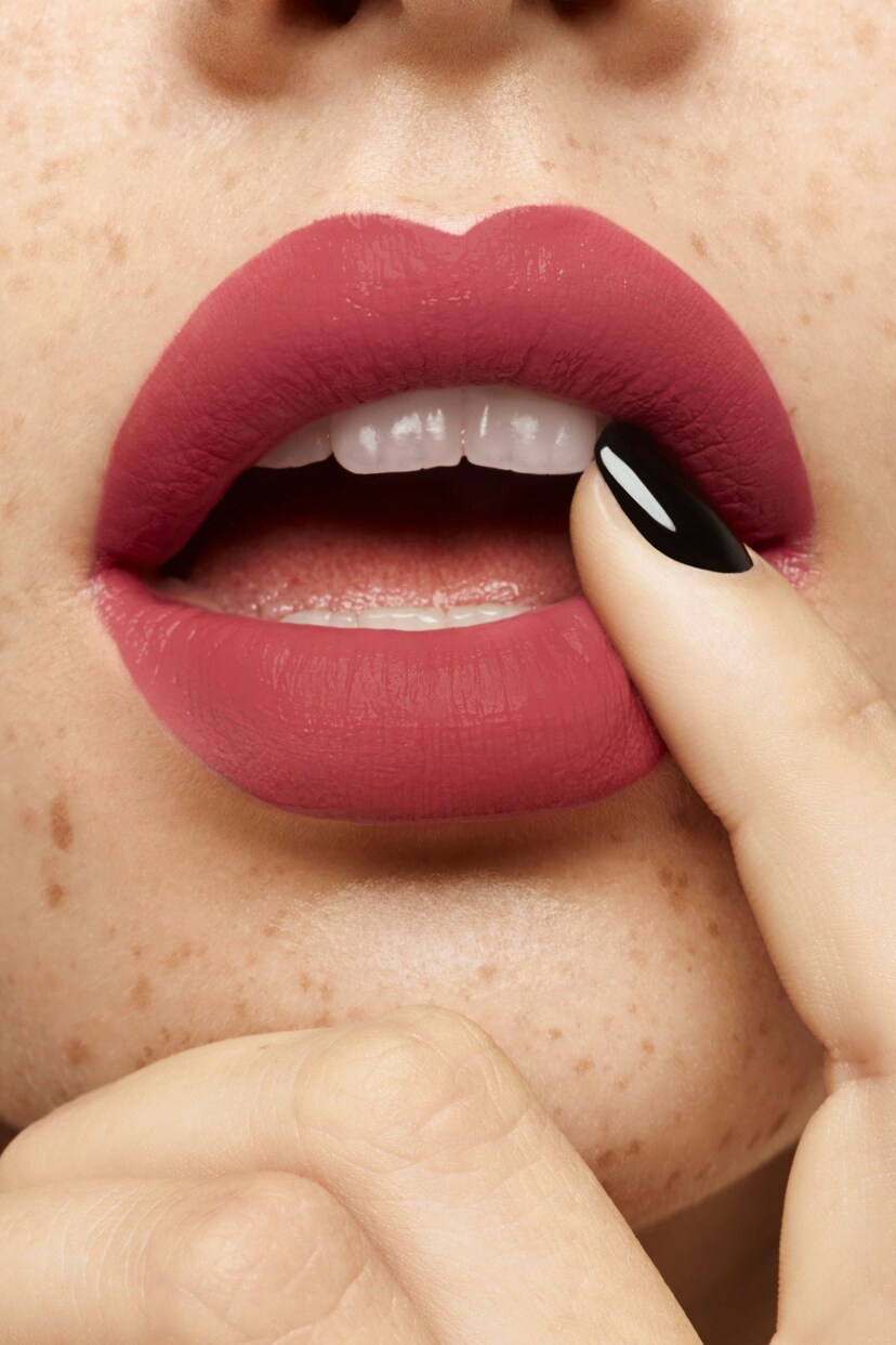 Yves Saint Laurent Tatouage Couture Velvet Cream Liquid Lipstick - Image 2 of 4