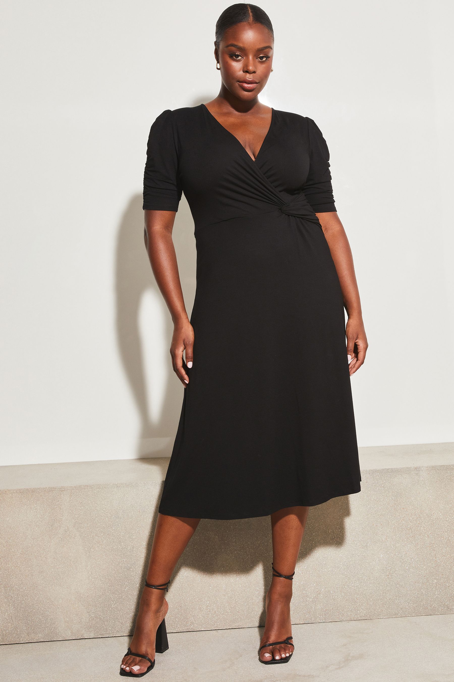 Little black dress curve deals
