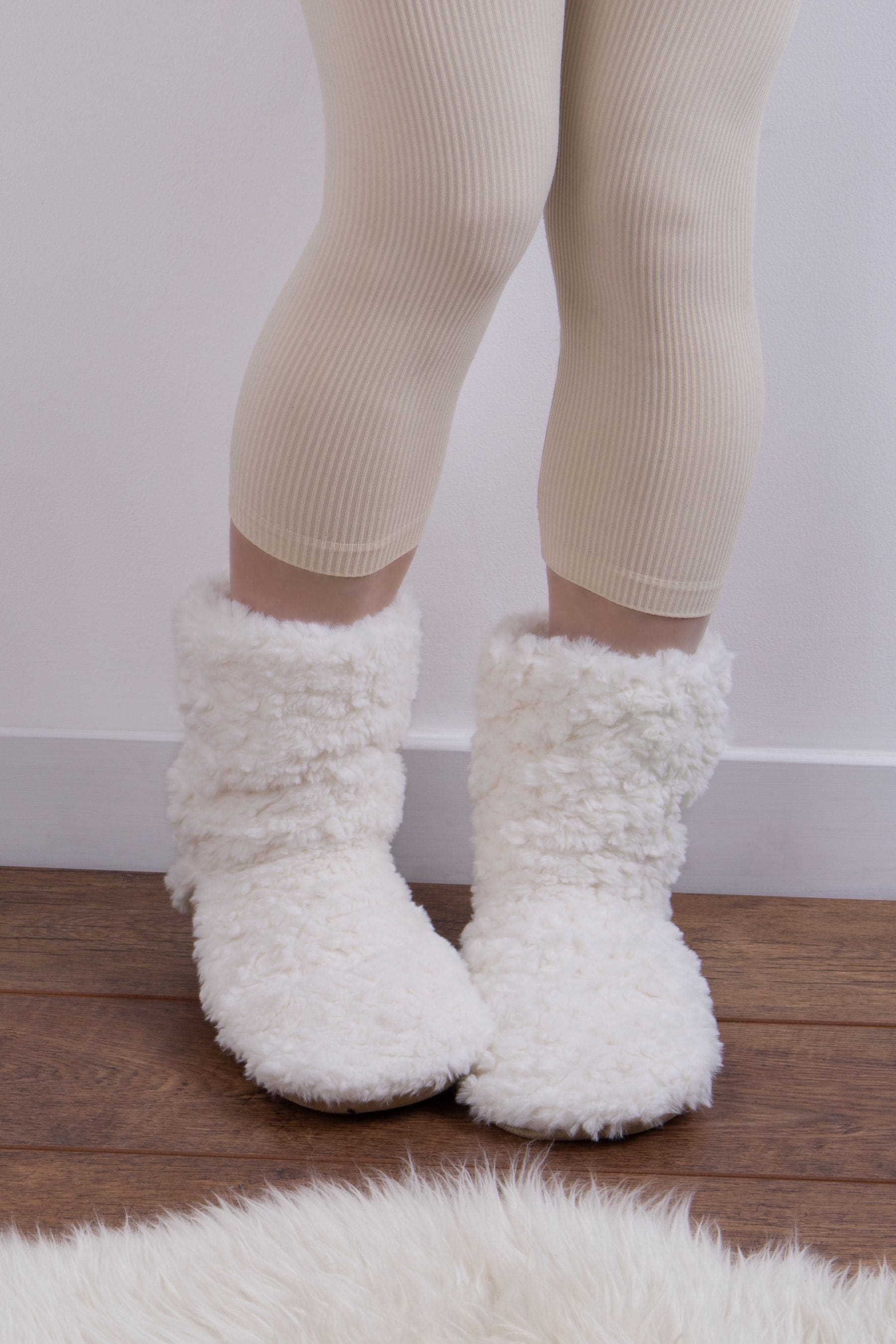 Faux fur slipper socks outlet