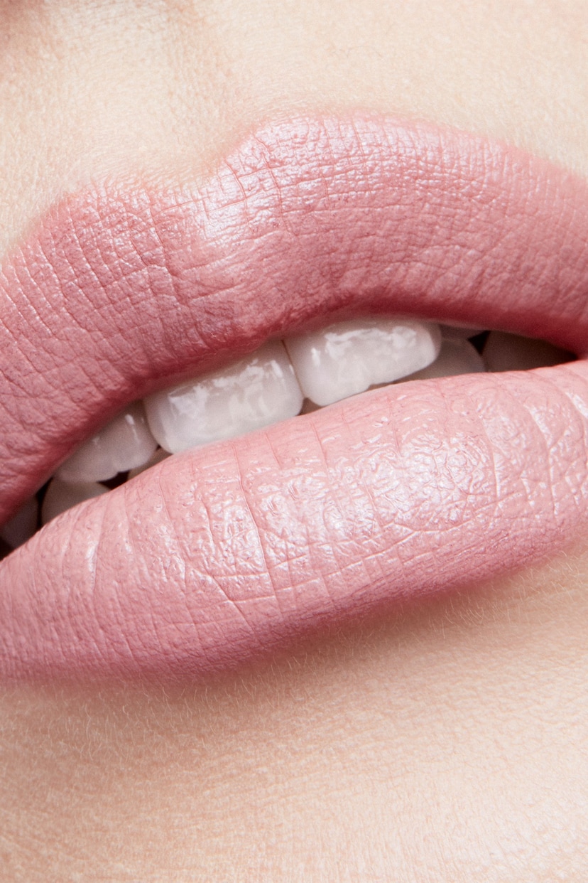 MAC Amplified Crème Lipstick - Image 3 of 5