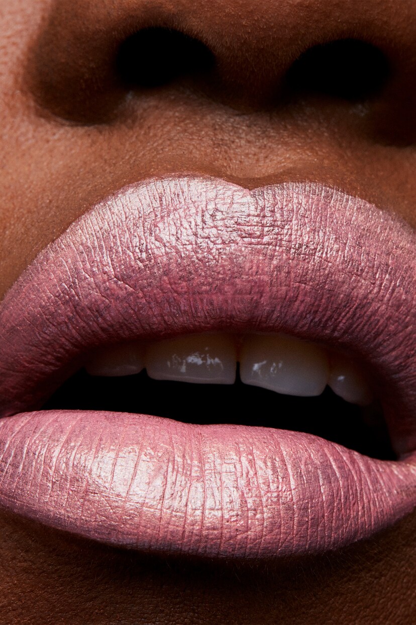 MAC Frost Lipstick - Image 5 of 5