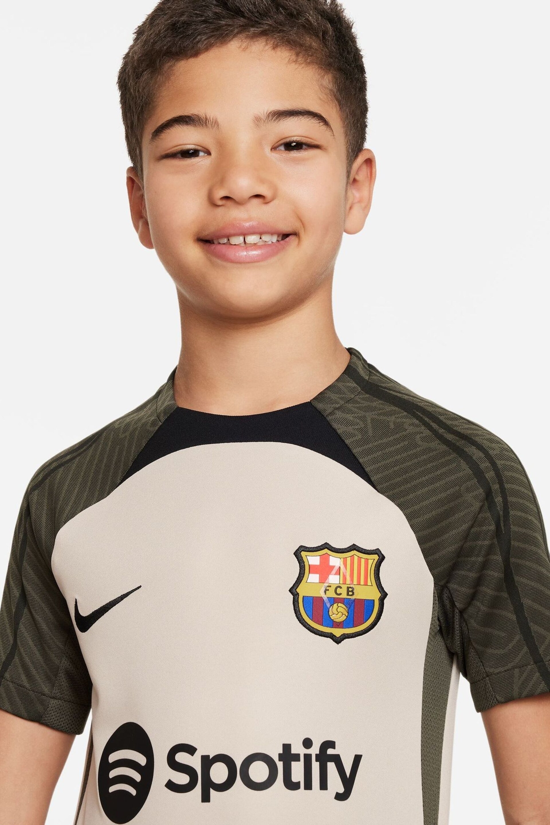 Nike Brown FC Barcelona Strike Football Top - Image 3 of 8