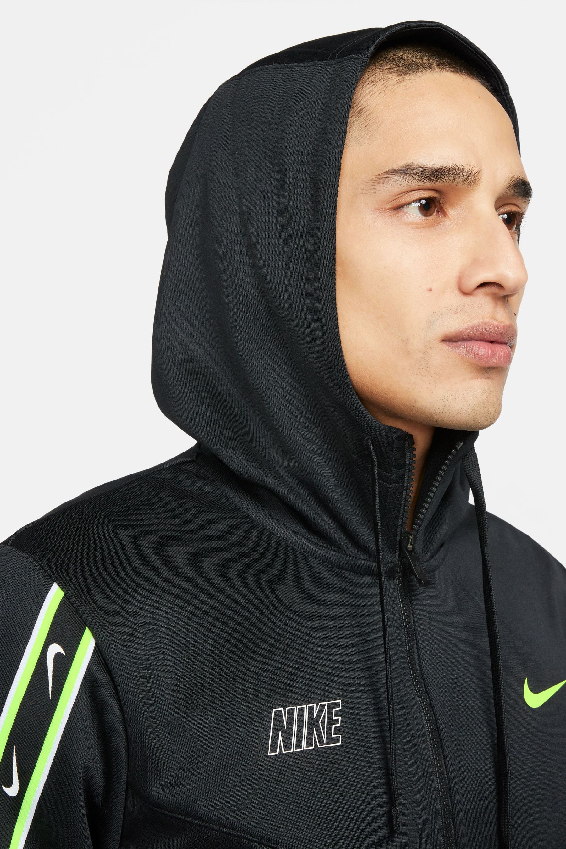 Nike repeat poly hoodie hotsell