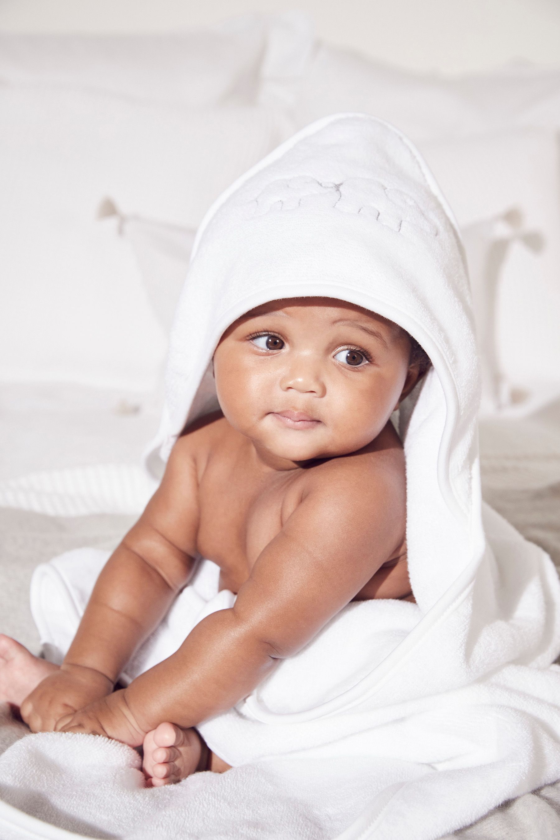 The white company hooded towel sale
