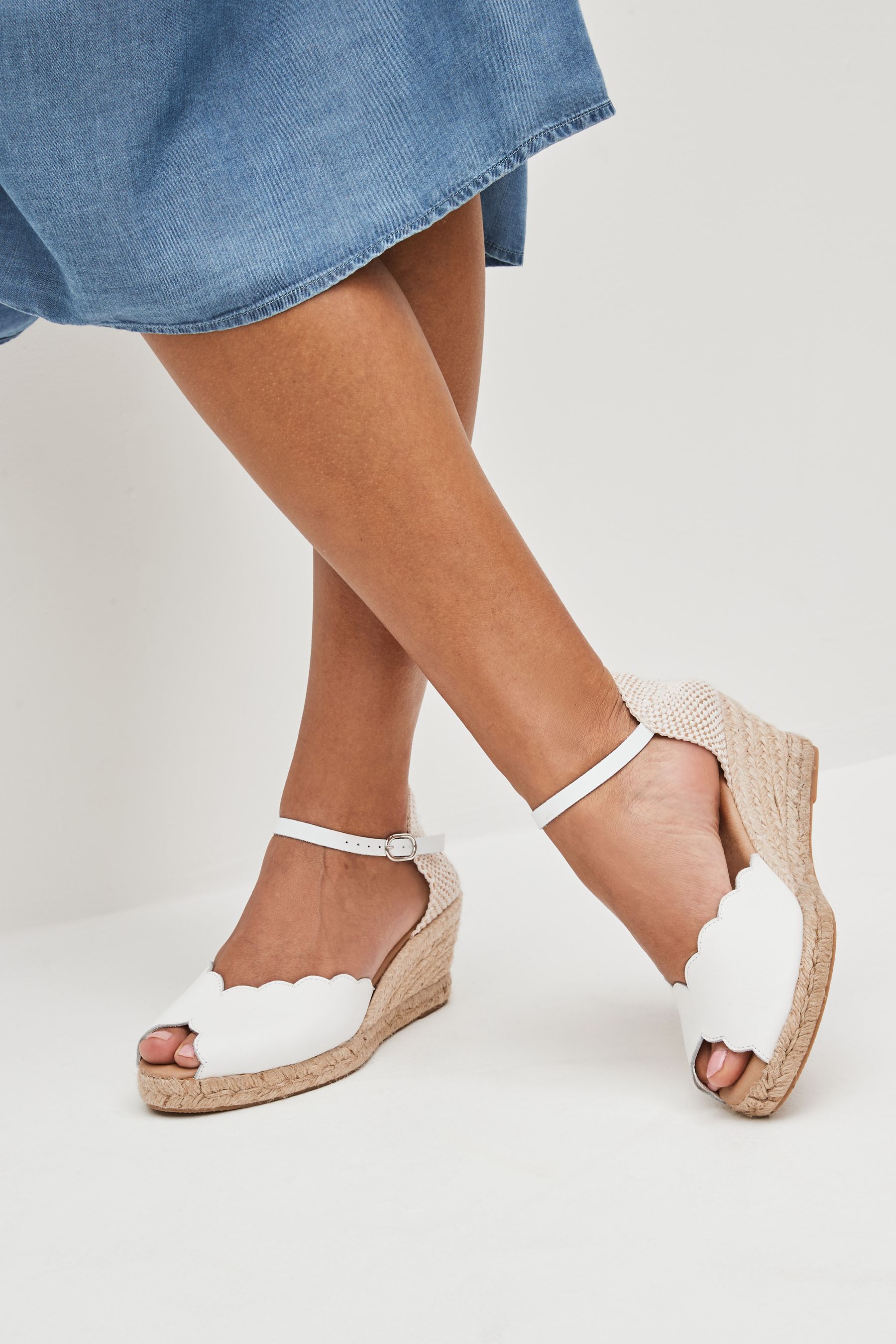 Next white wedges online