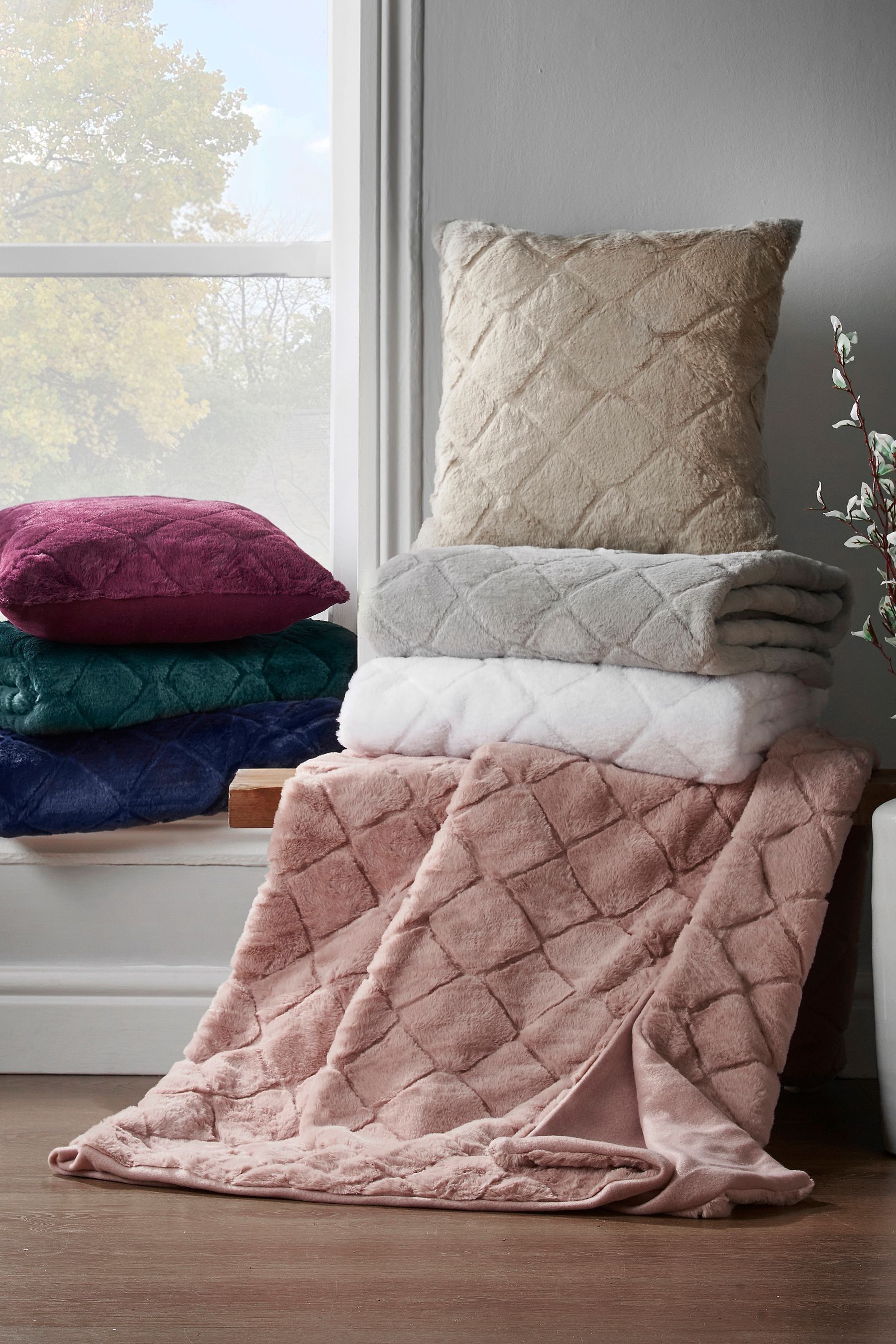 Catherine lansfield silver throw new arrivals