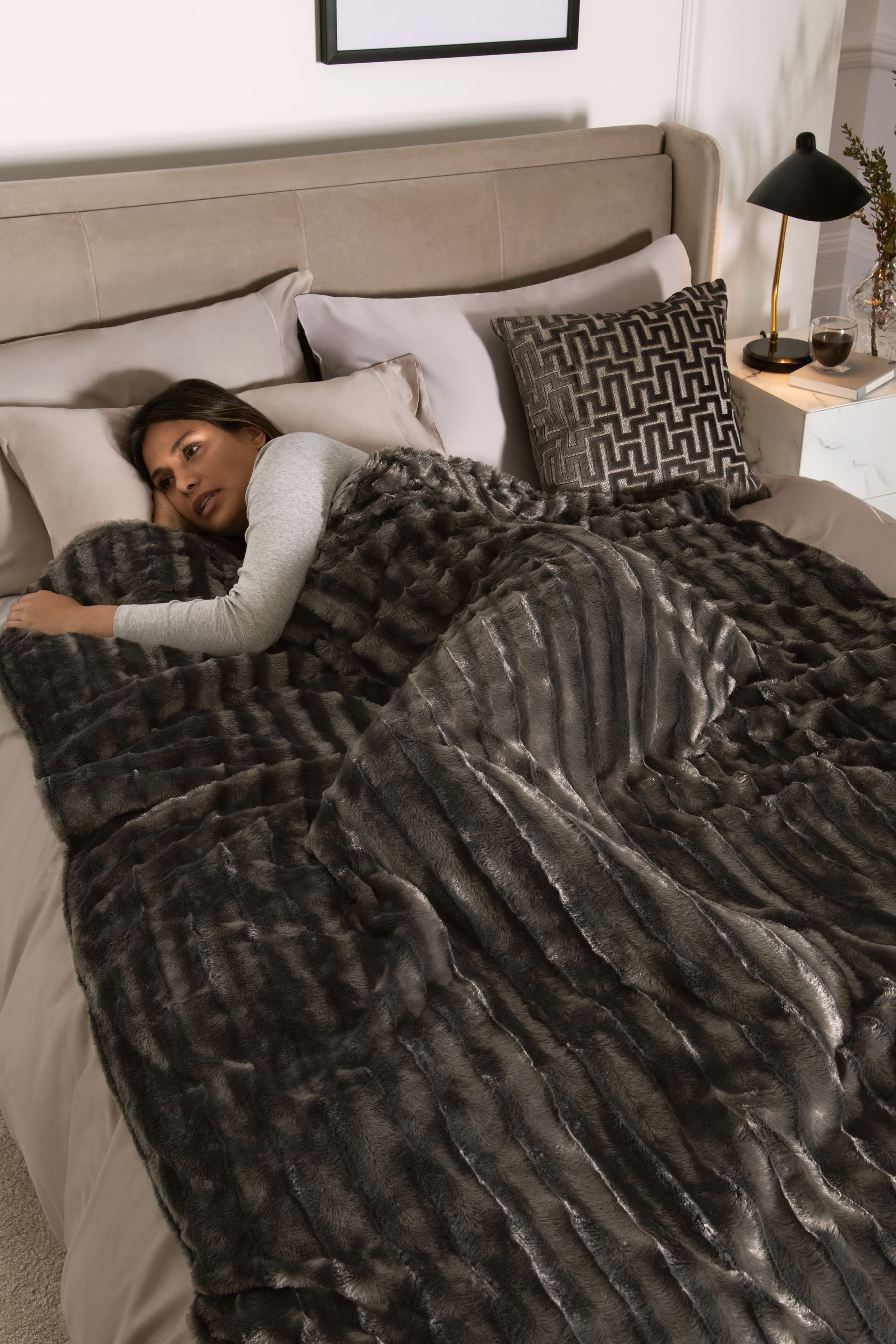 Faux fur weighted blanket cover hot sale