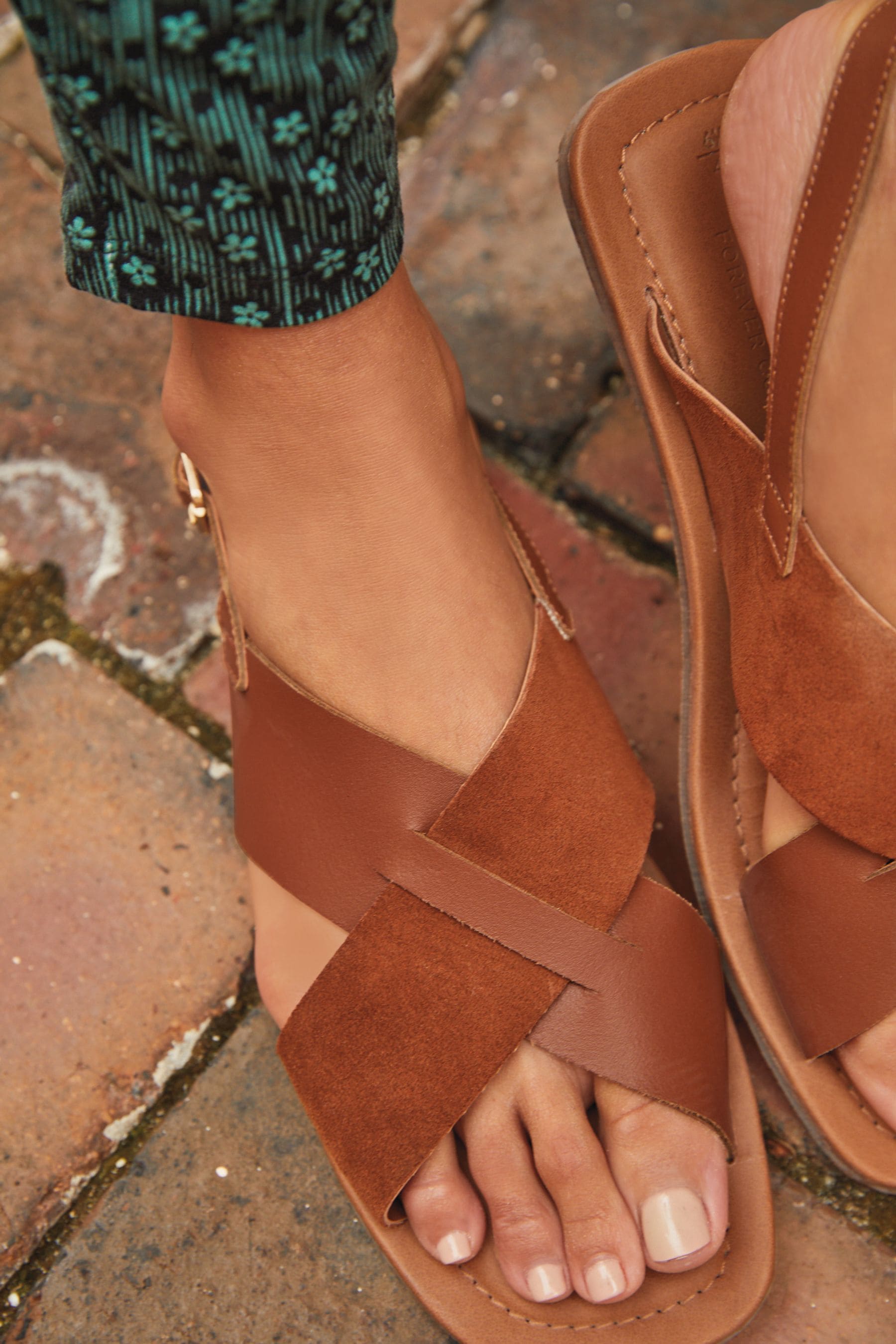 The boardwalk crossover sandal shop