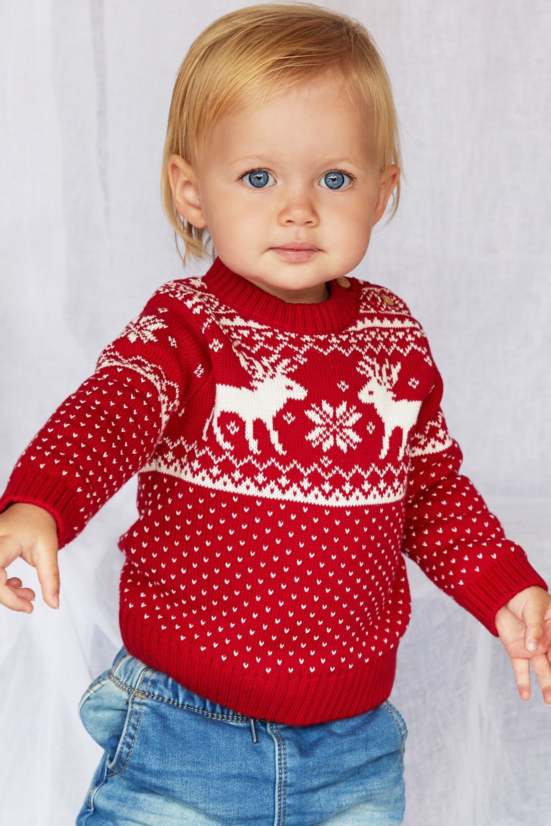 Girls reindeer jumper shop