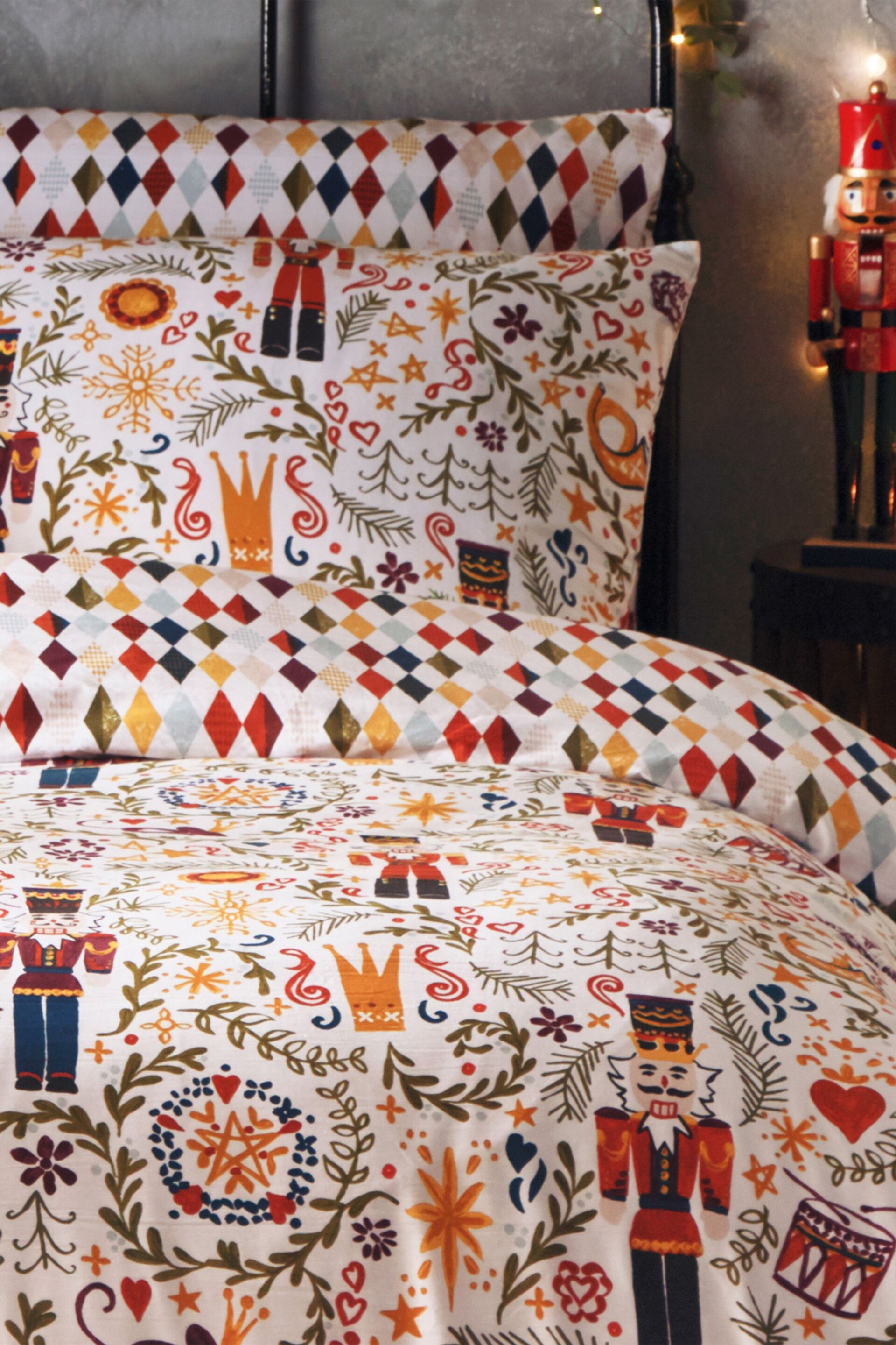 furn. Multicolour Nutcracker Christmas Reversible Duvet Cover and Pillowcase Set - Image 2 of 3