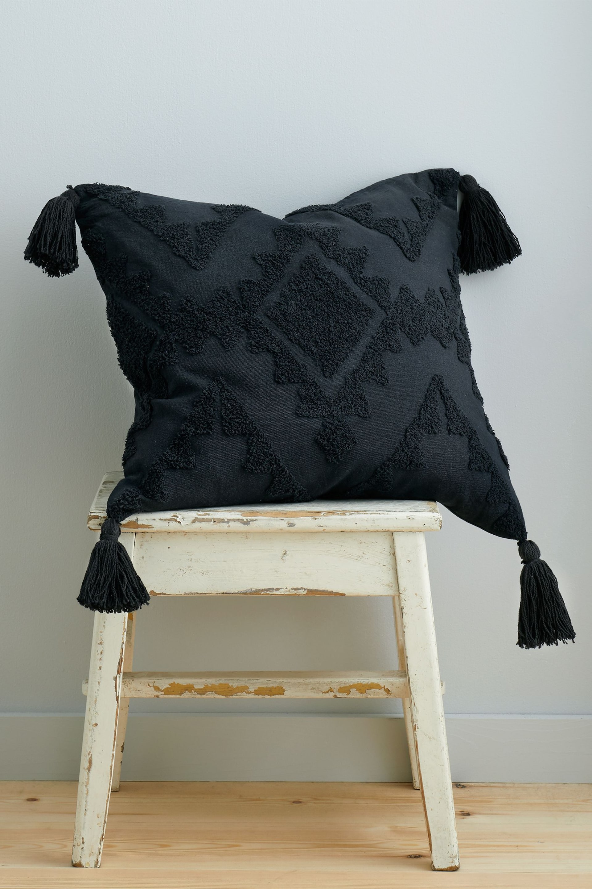 Pineapple Elephant Black Imani Tufted Cushion - Image 1 of 4