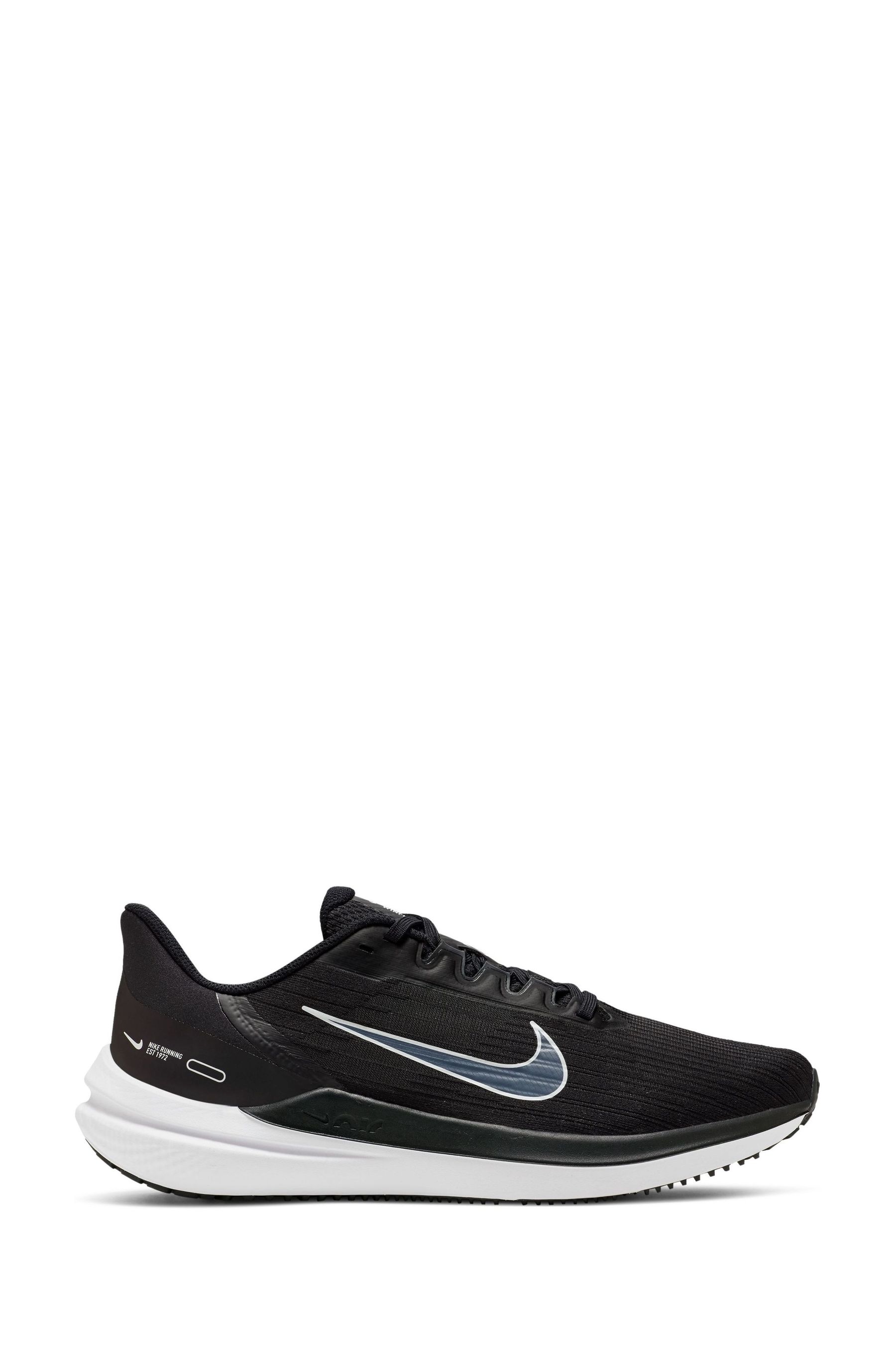 Nine nike deals