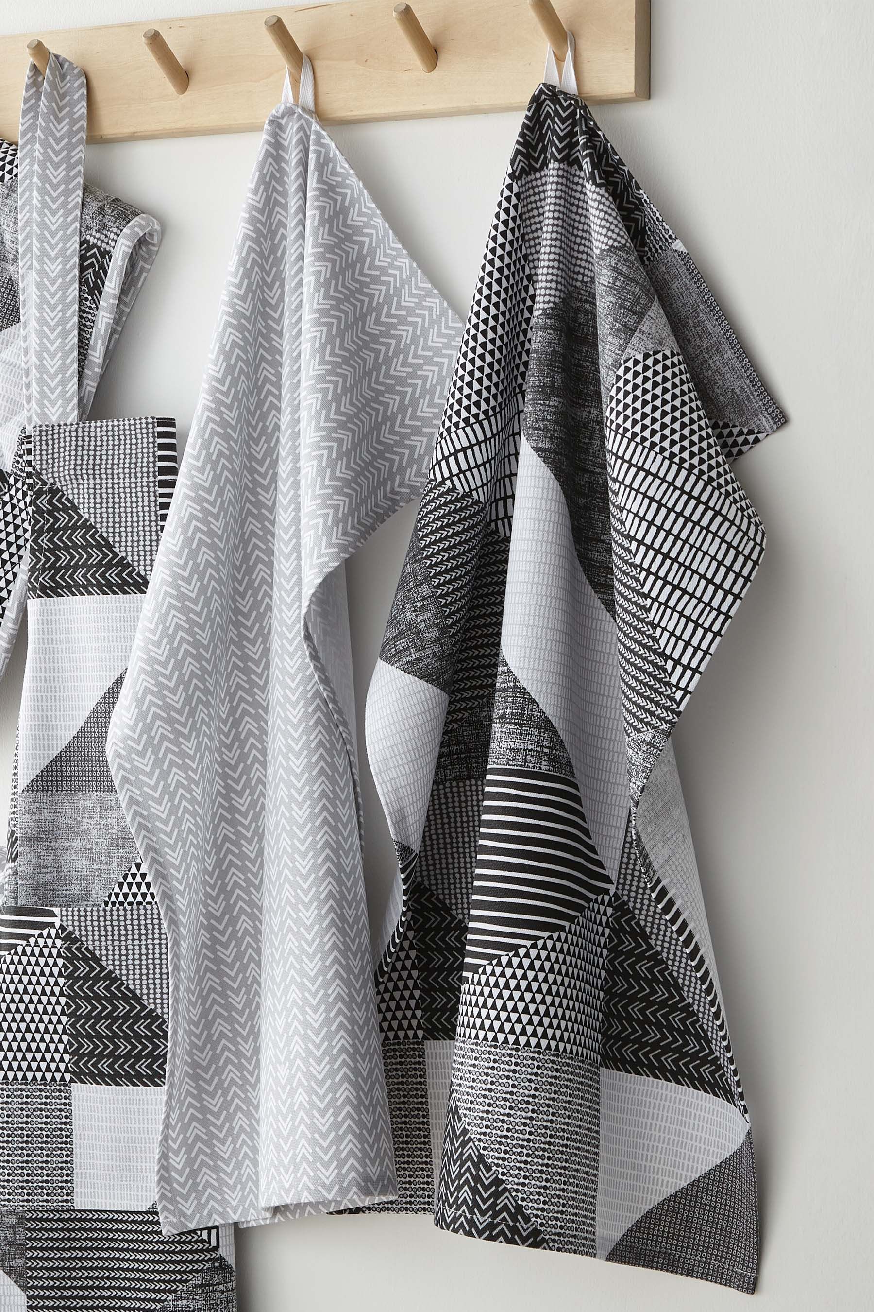 Catherine lansfield towels sale