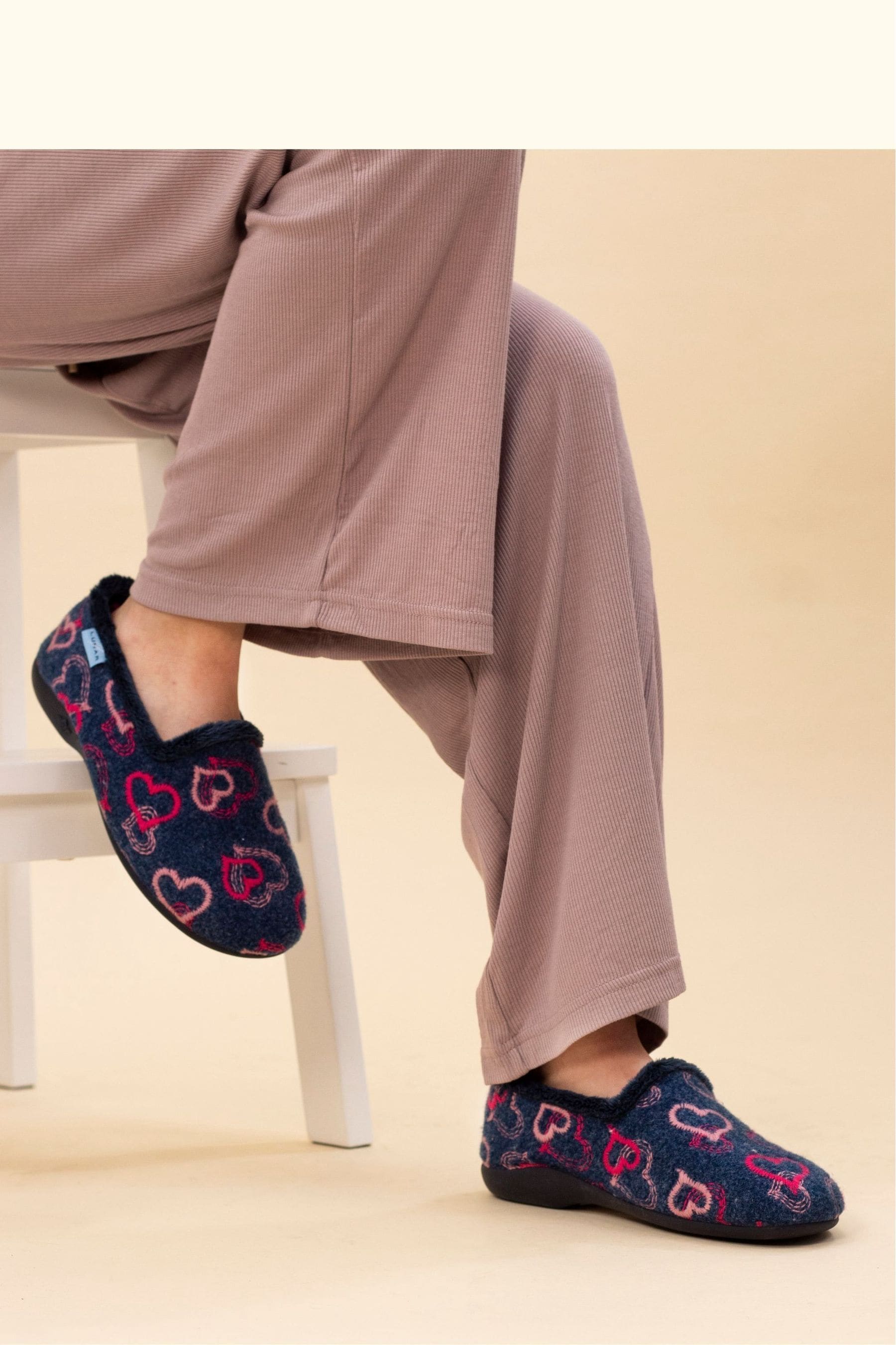 Lunar slippers stockists hot sale