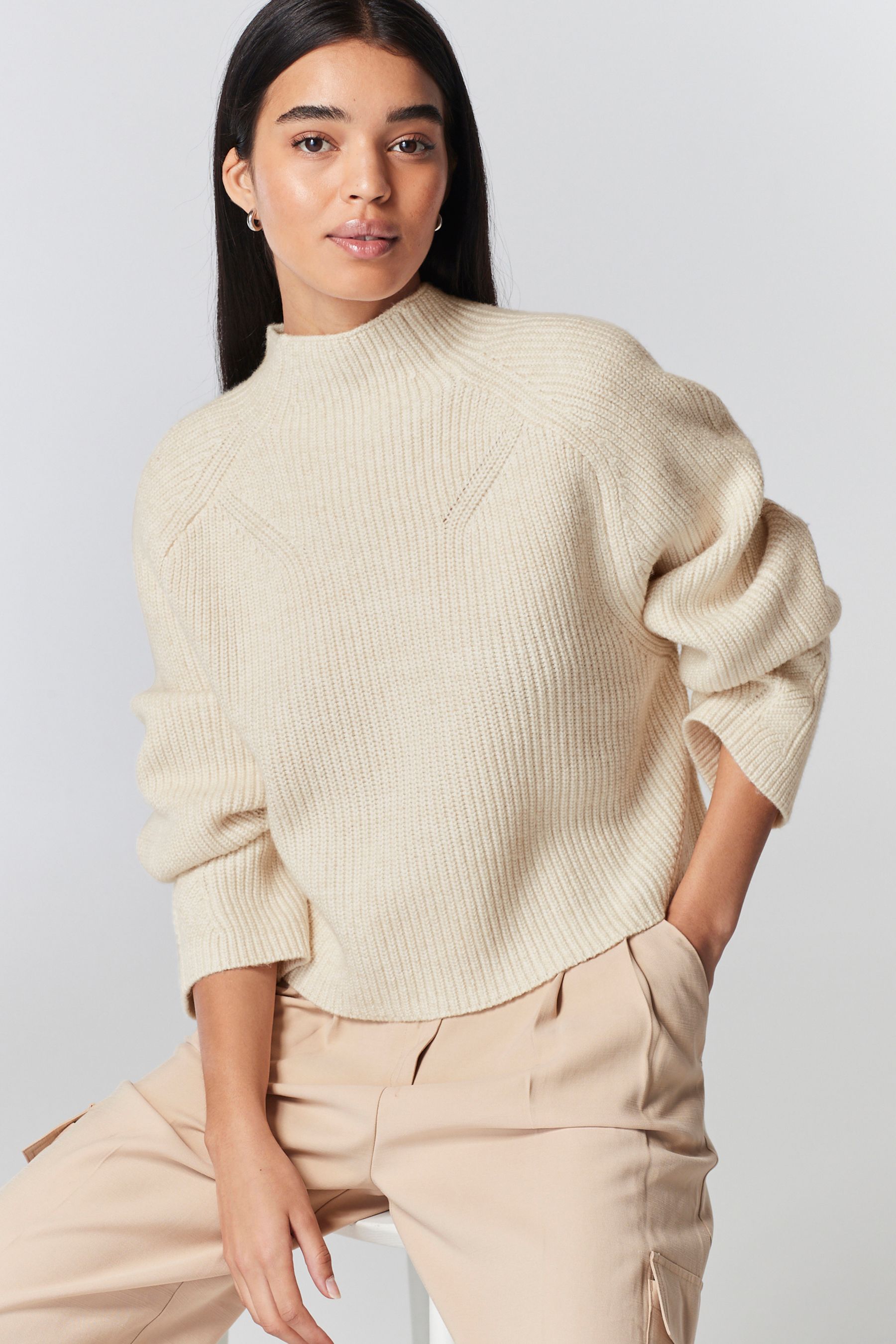 Cream cropped jumper store