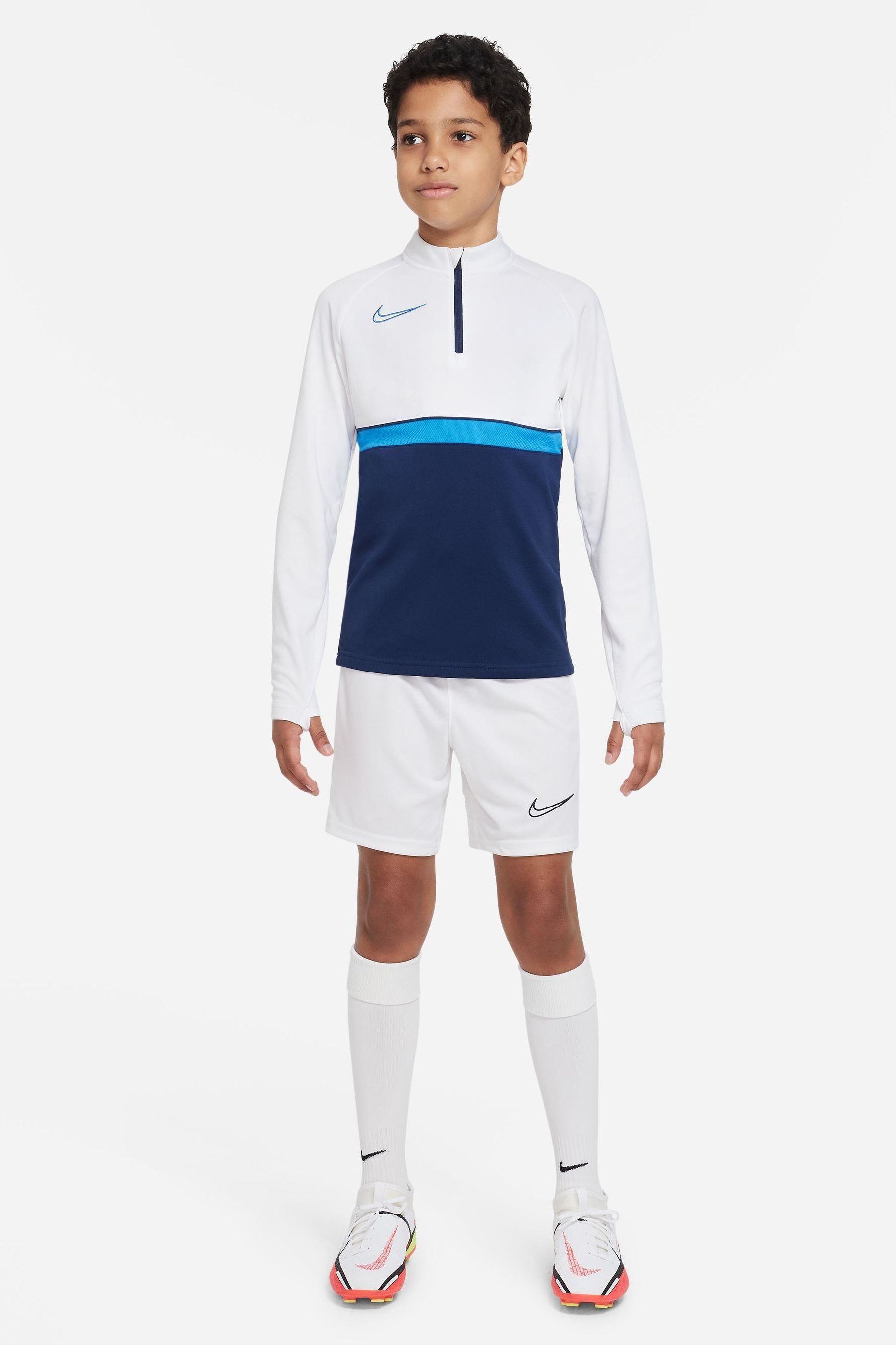 White nike training top outlet