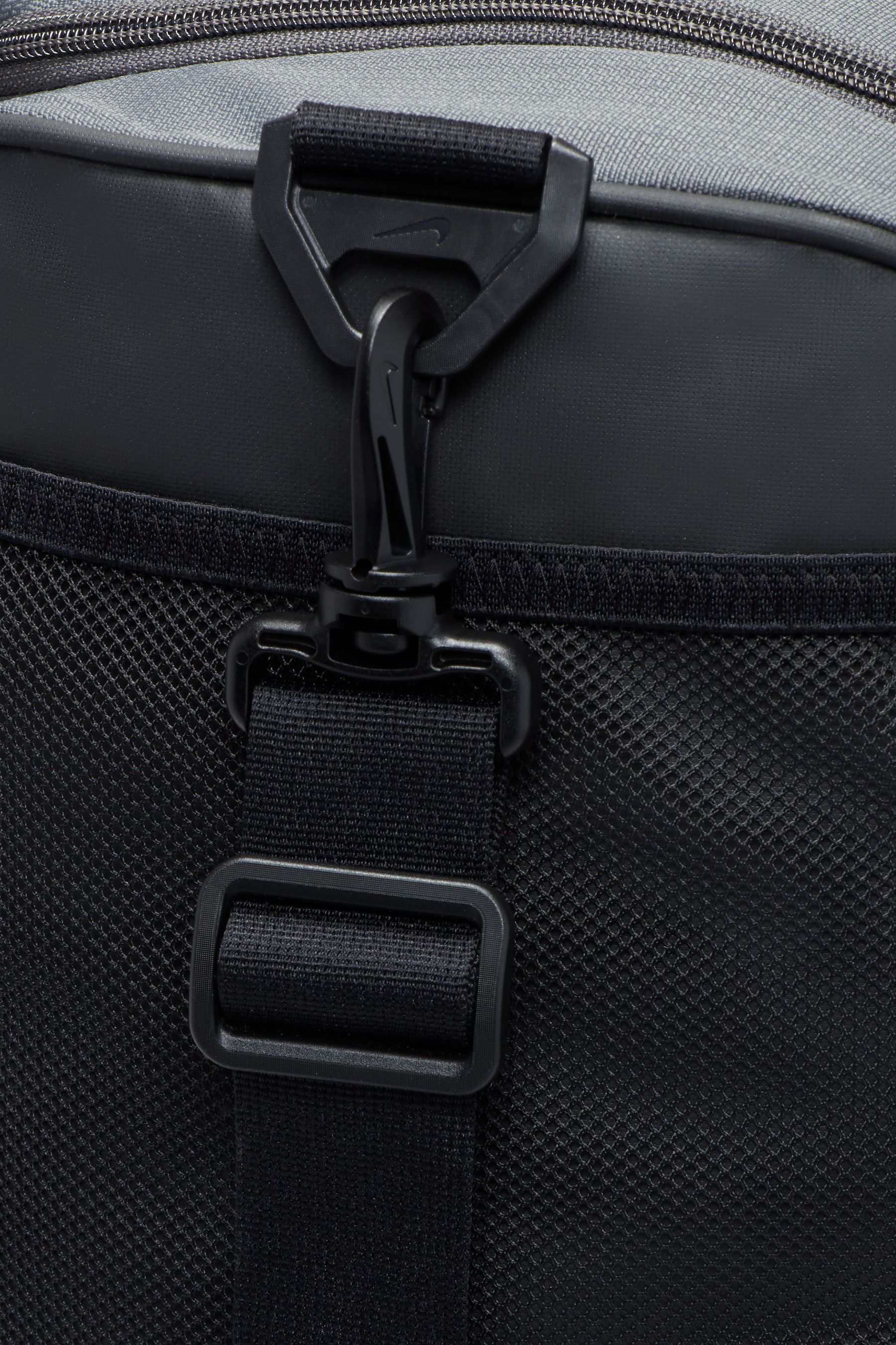 Brasilia medium holdall best sale