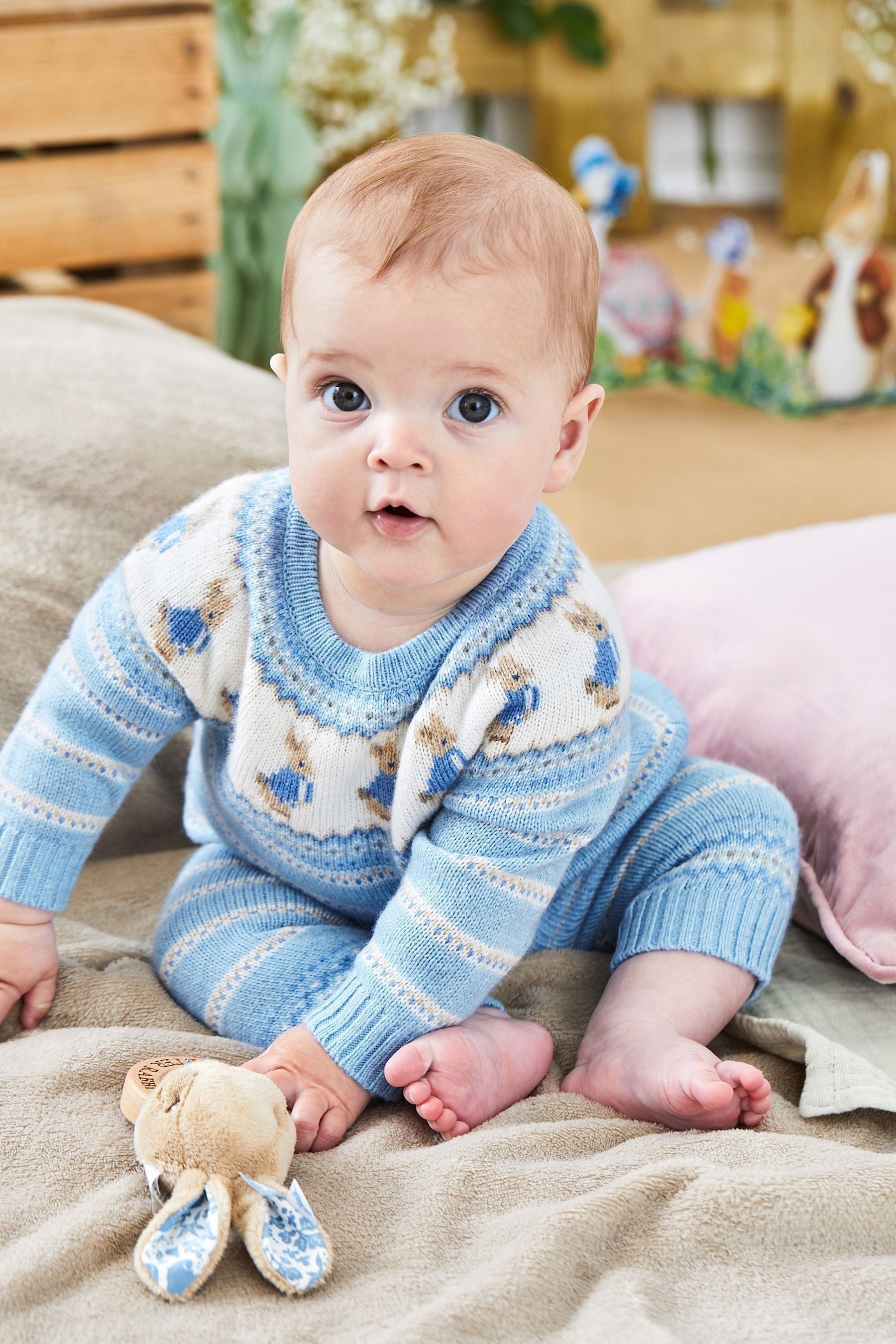 Peter rabbit knitted blanket clearance