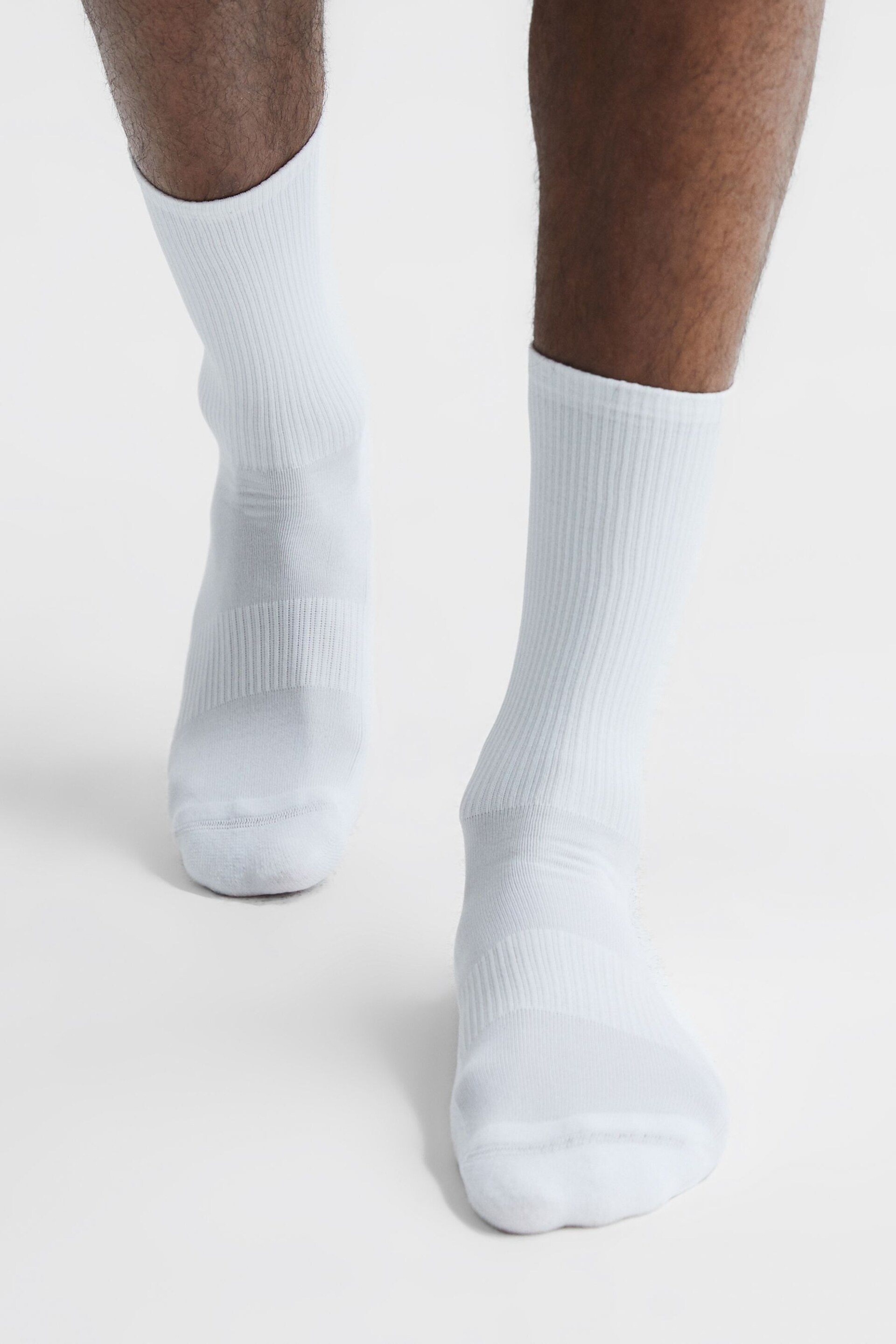 Reiss White Castore - Lucas Castore Performance Socks - Image 3 of 3