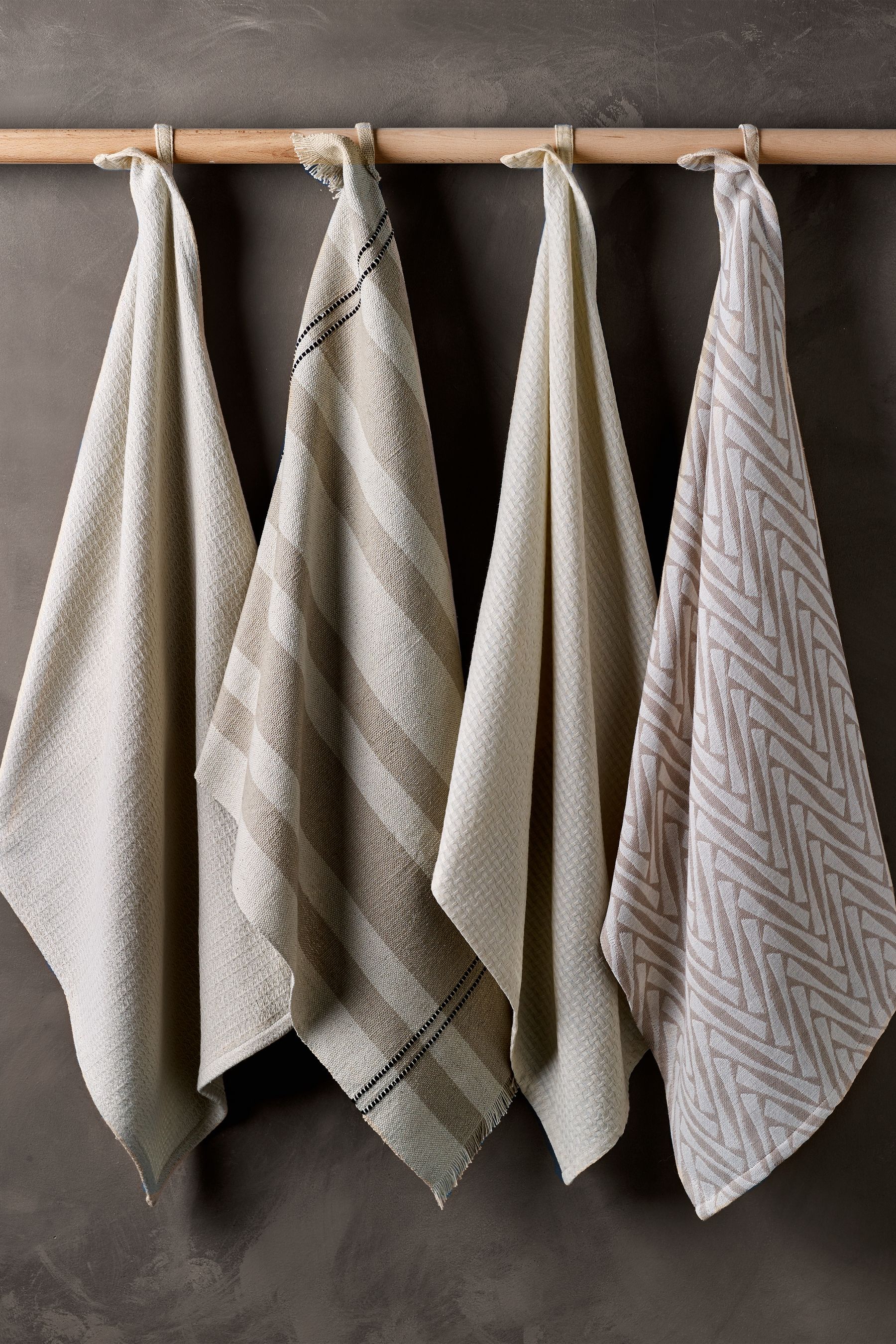 Design towels online 2025