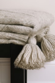 Light Grey Cosy Cable Knit Throw - Image 2 of 5