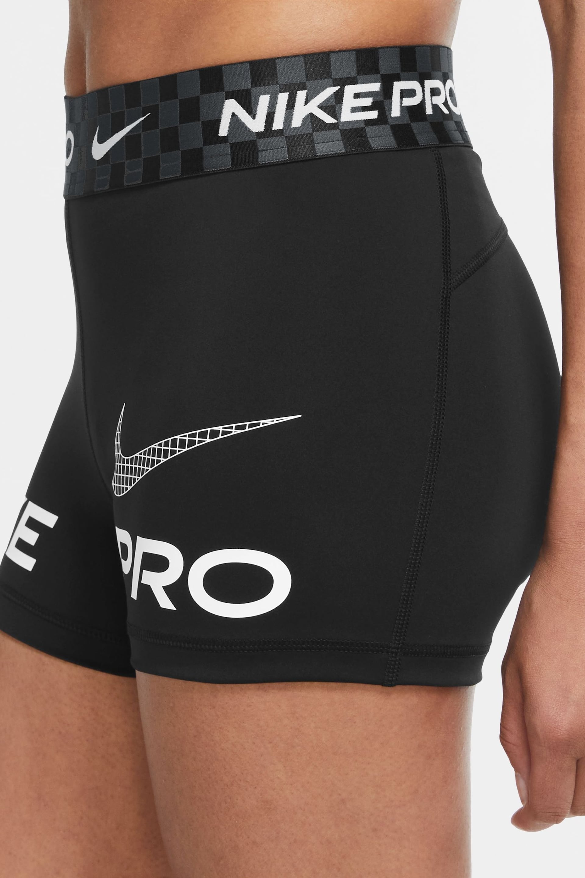 Nike Black Pro Dri-FIT 3-Inch Shorts - Image 3 of 4
