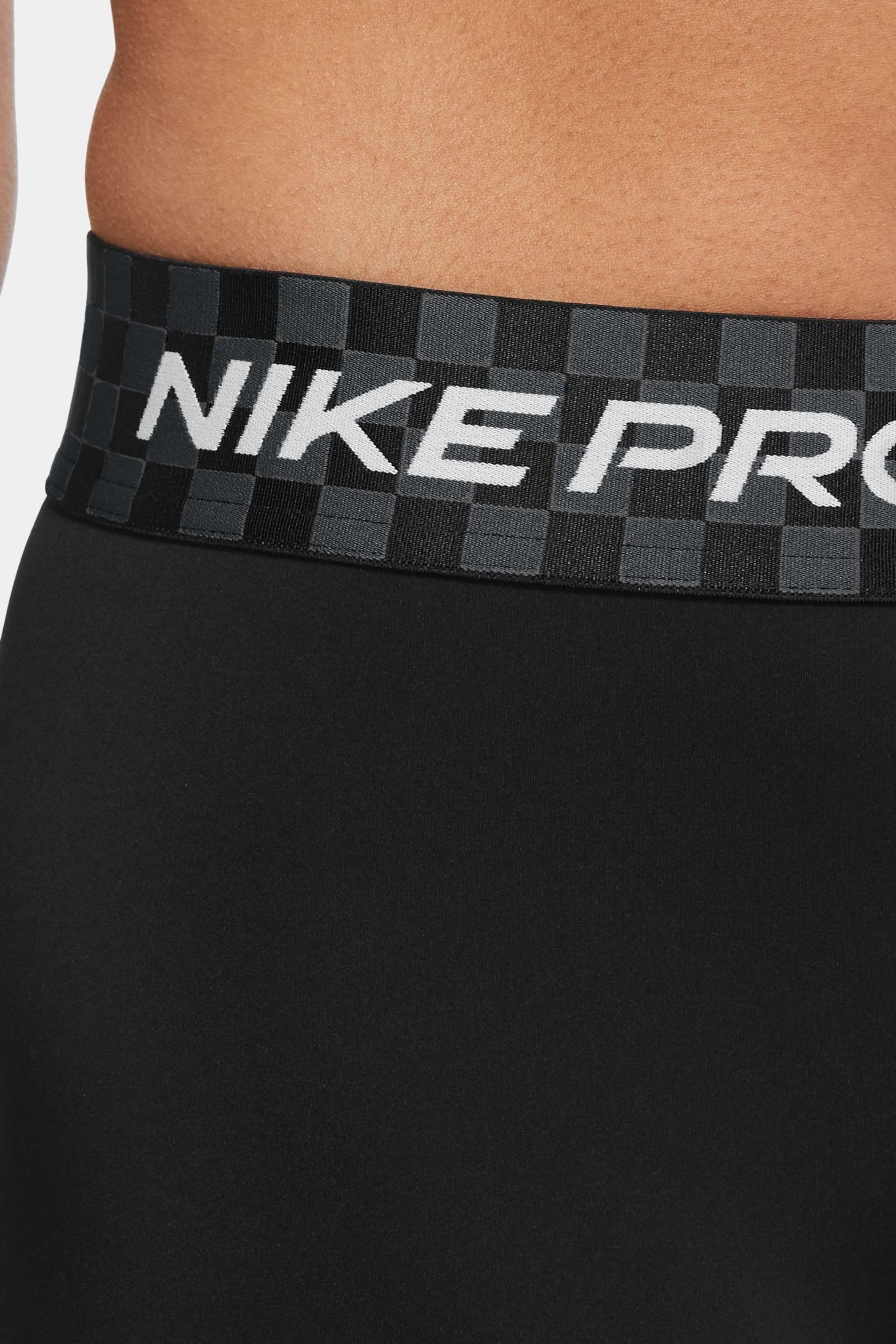 Nike Black Pro Dri-FIT 3-Inch Shorts - Image 4 of 4