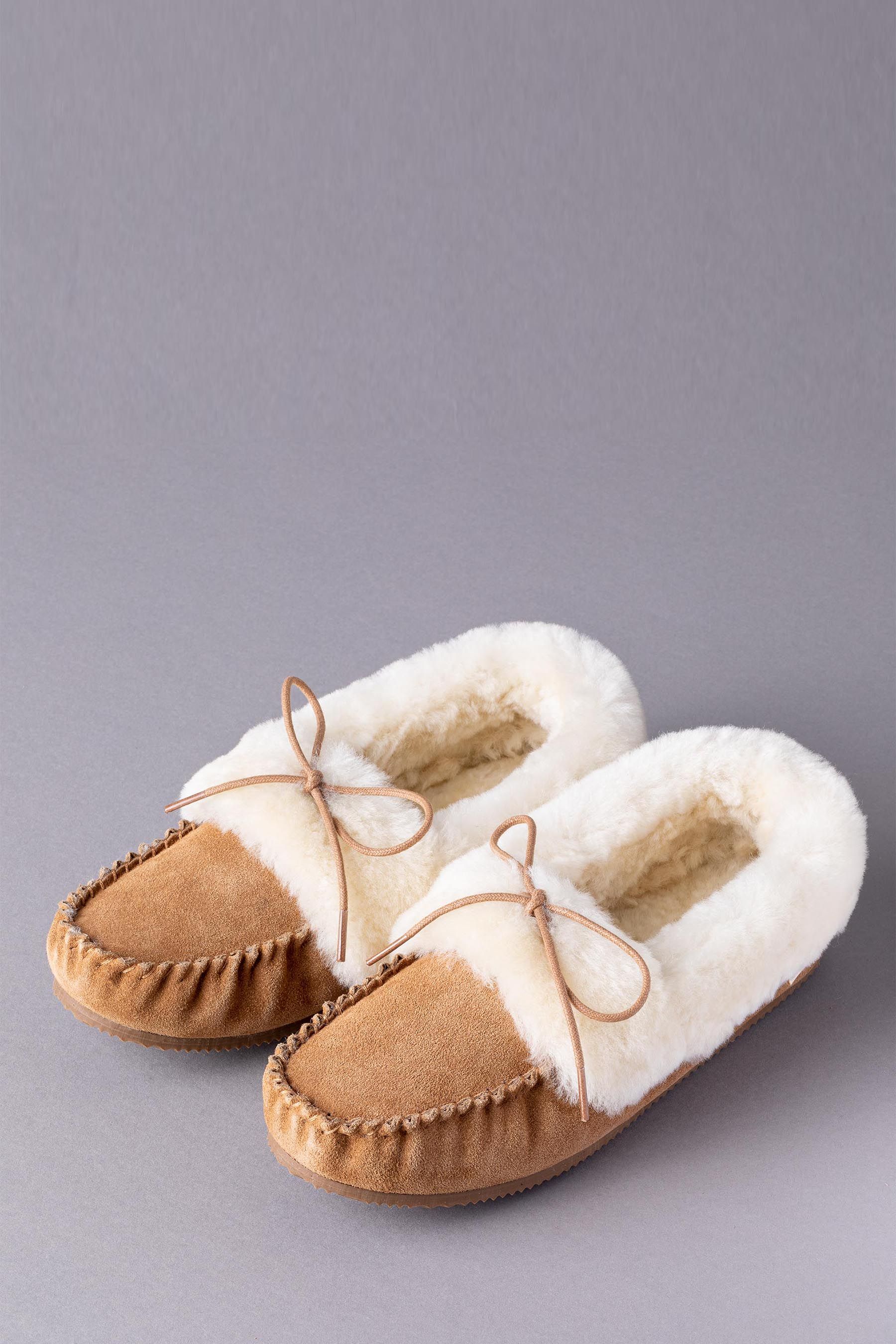Womens tan slippers discount