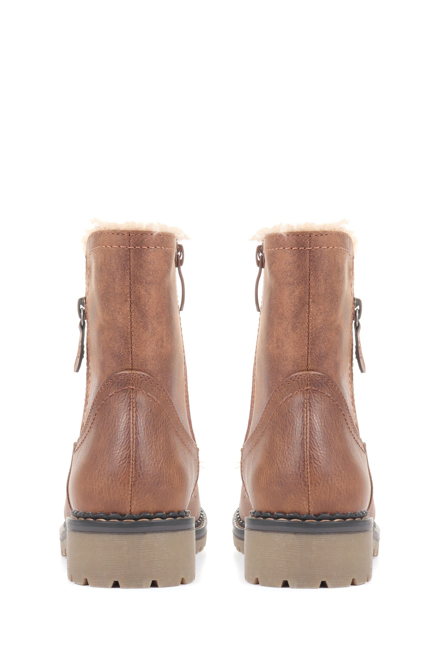Pavers tan boots shop
