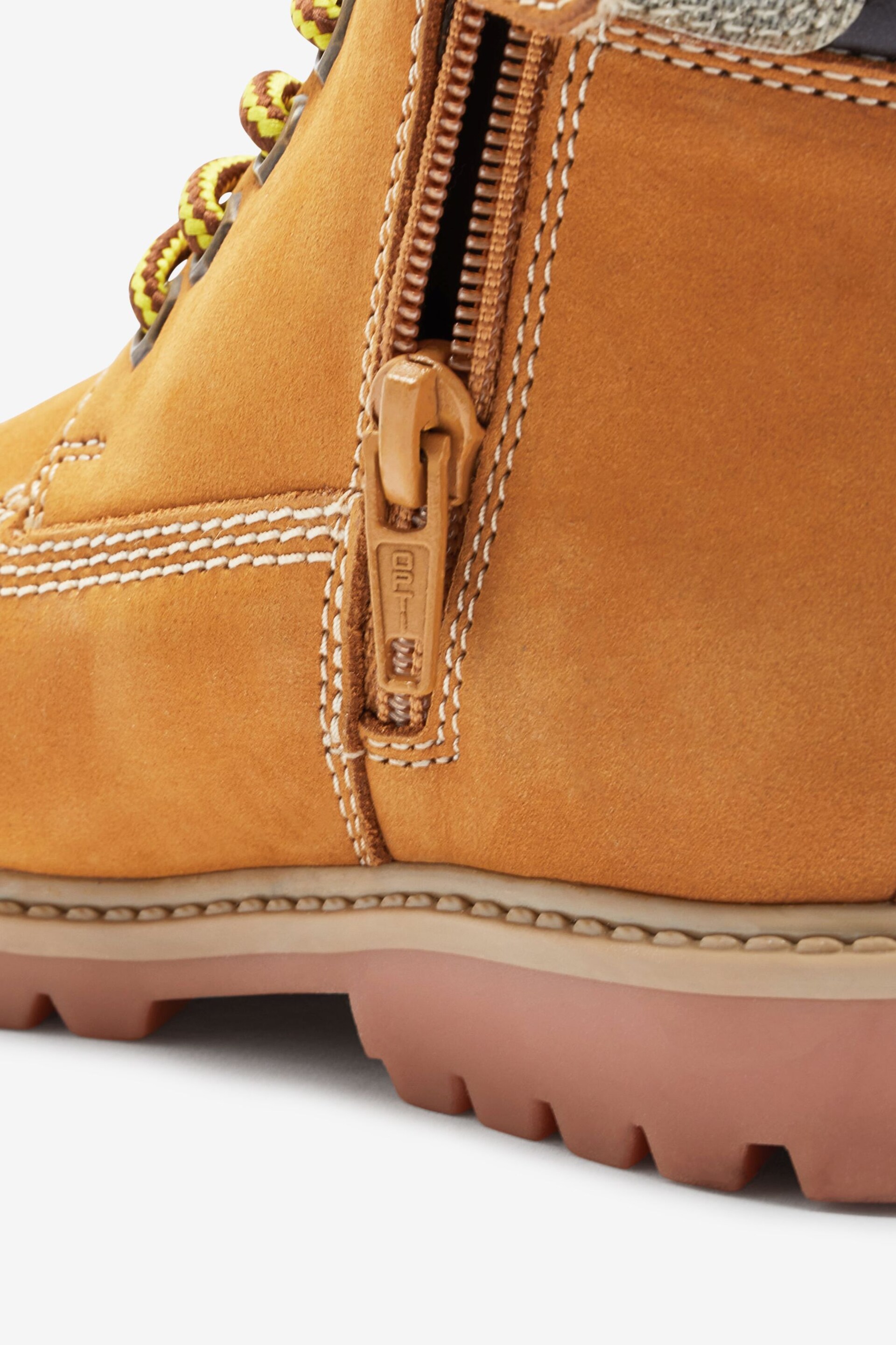 Honey Tan Brown Standard Fit (F) Leather Thermal Thinsulate Lined Work Boots - Image 5 of 5