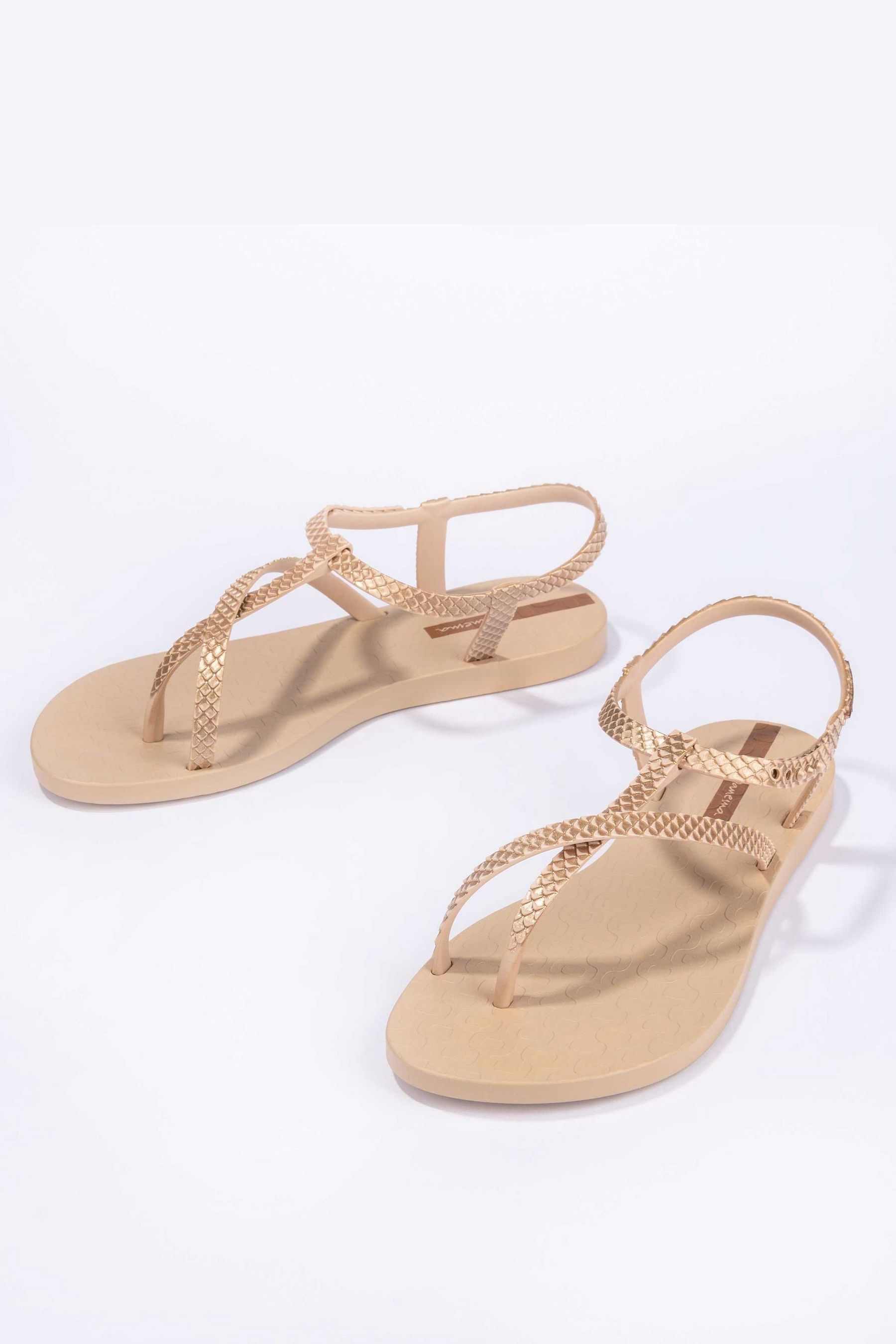 Wish sandale deals