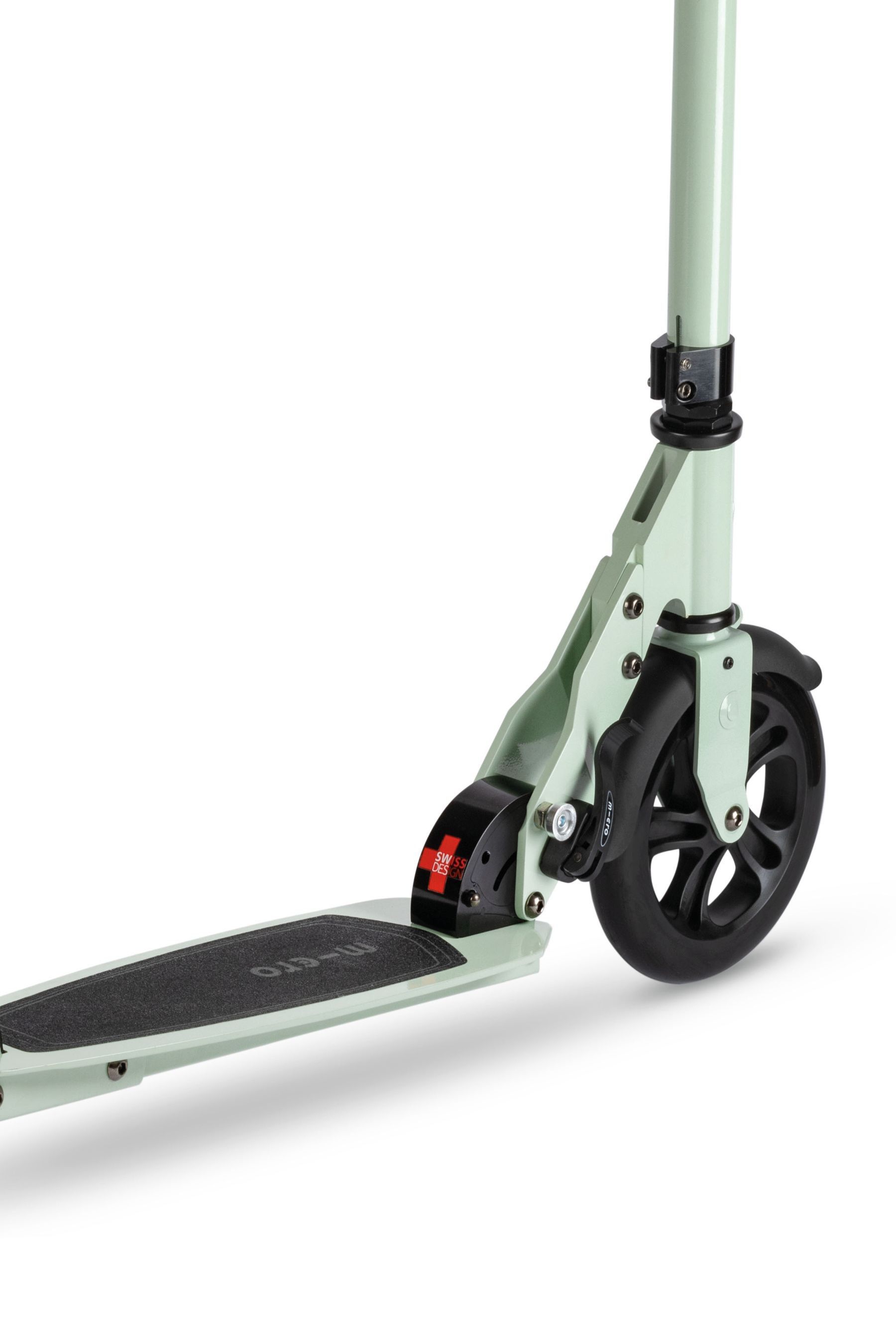 Deluxe two wheeler outlet