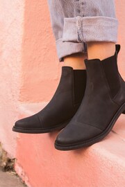 TOMS Charlie Black Leather Chelsea Boots - Image 3 of 11