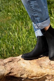 TOMS Charlie Black Leather Chelsea Boots - Image 8 of 11