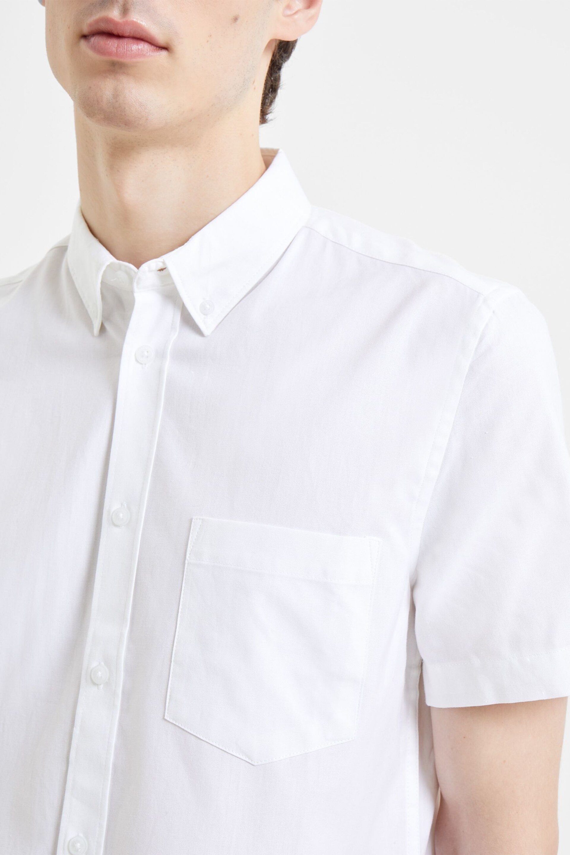 French Connection Oxford Short Sleeve White Shirt - Image 3 of 4