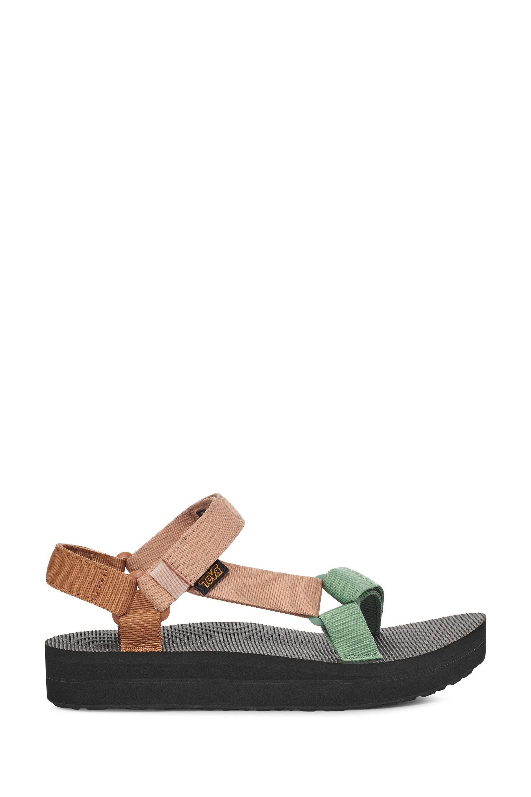 Teva uo exclusive midform universal sandal top