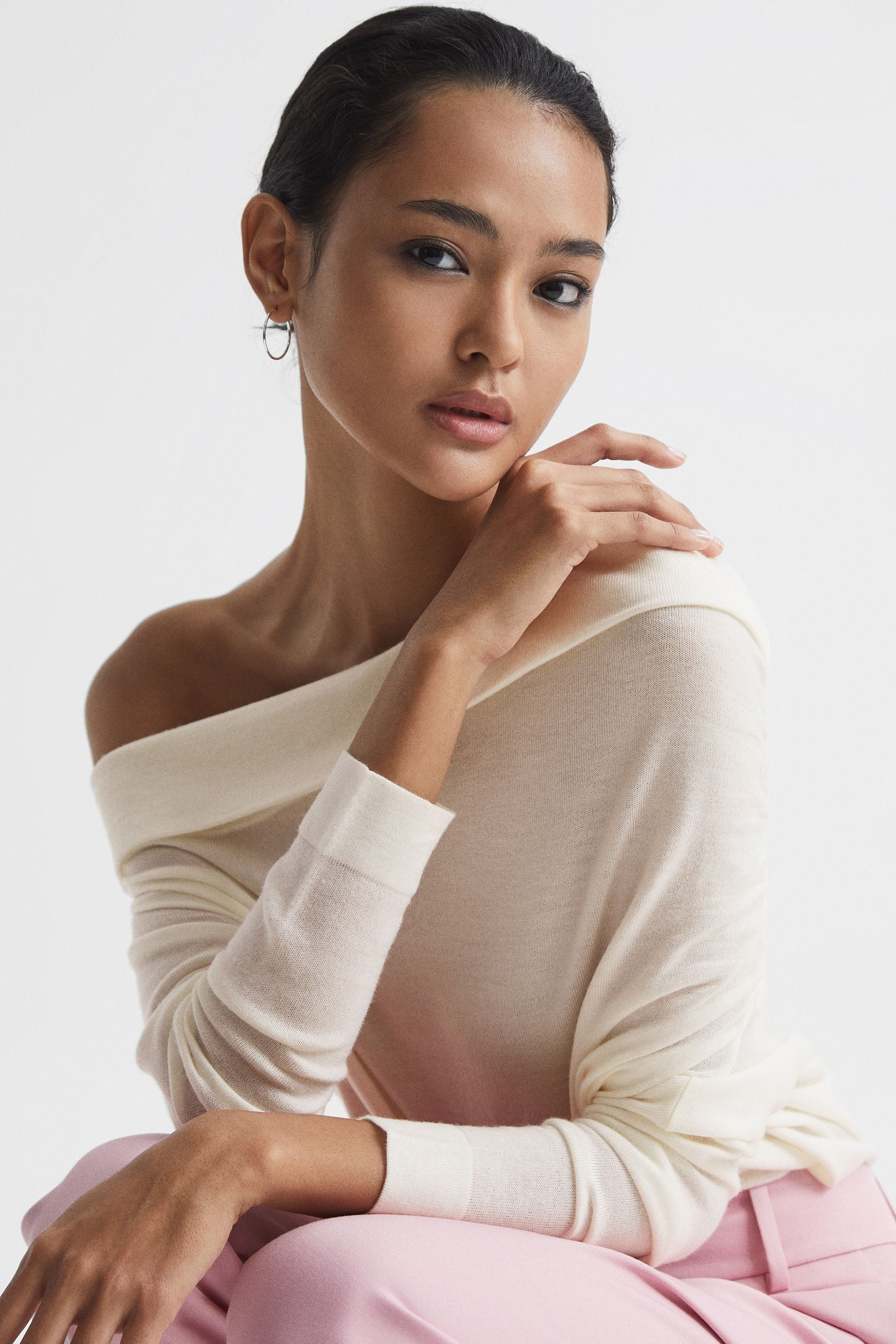 Off shoulder woolen top best sale
