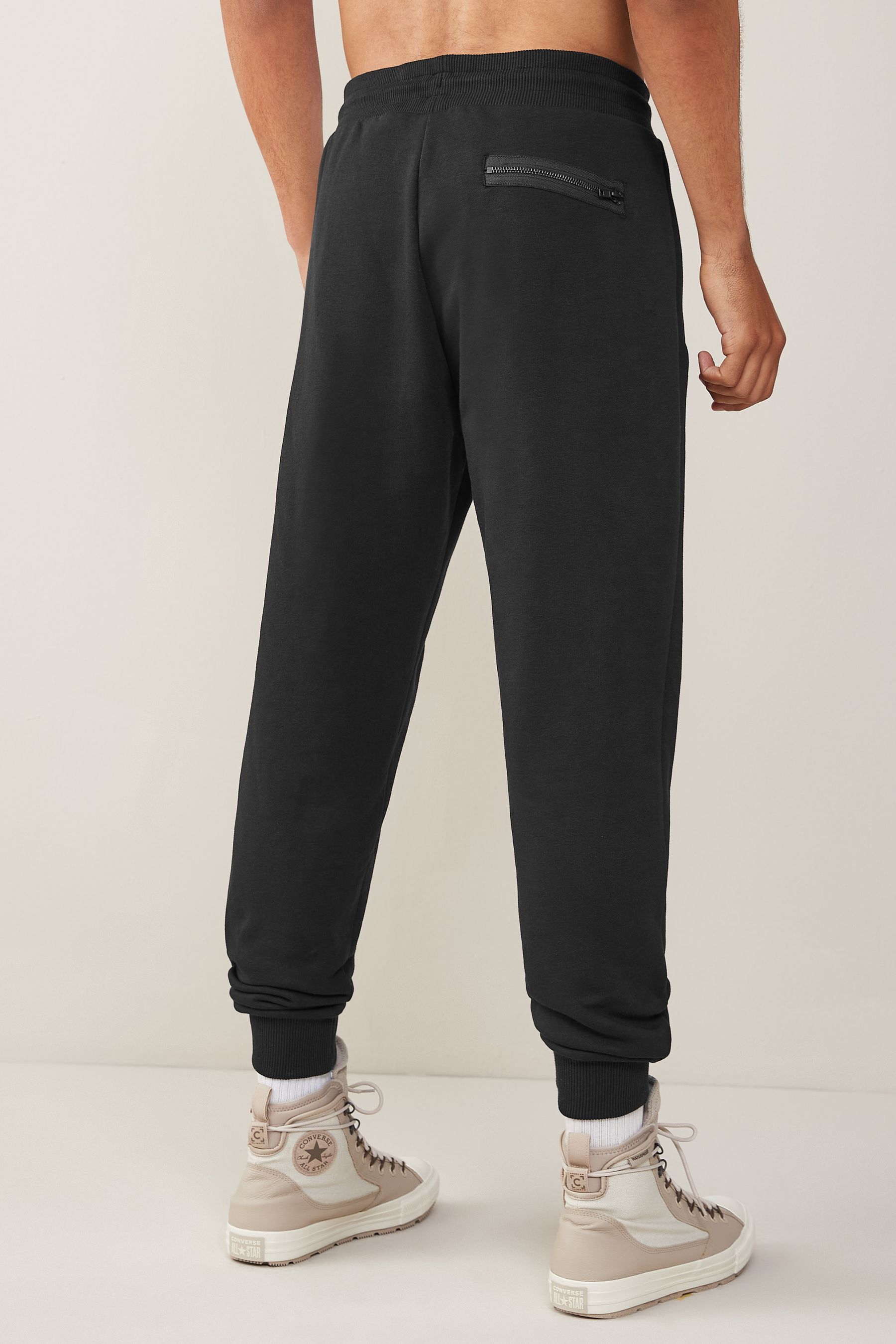 Nike utility joggers online