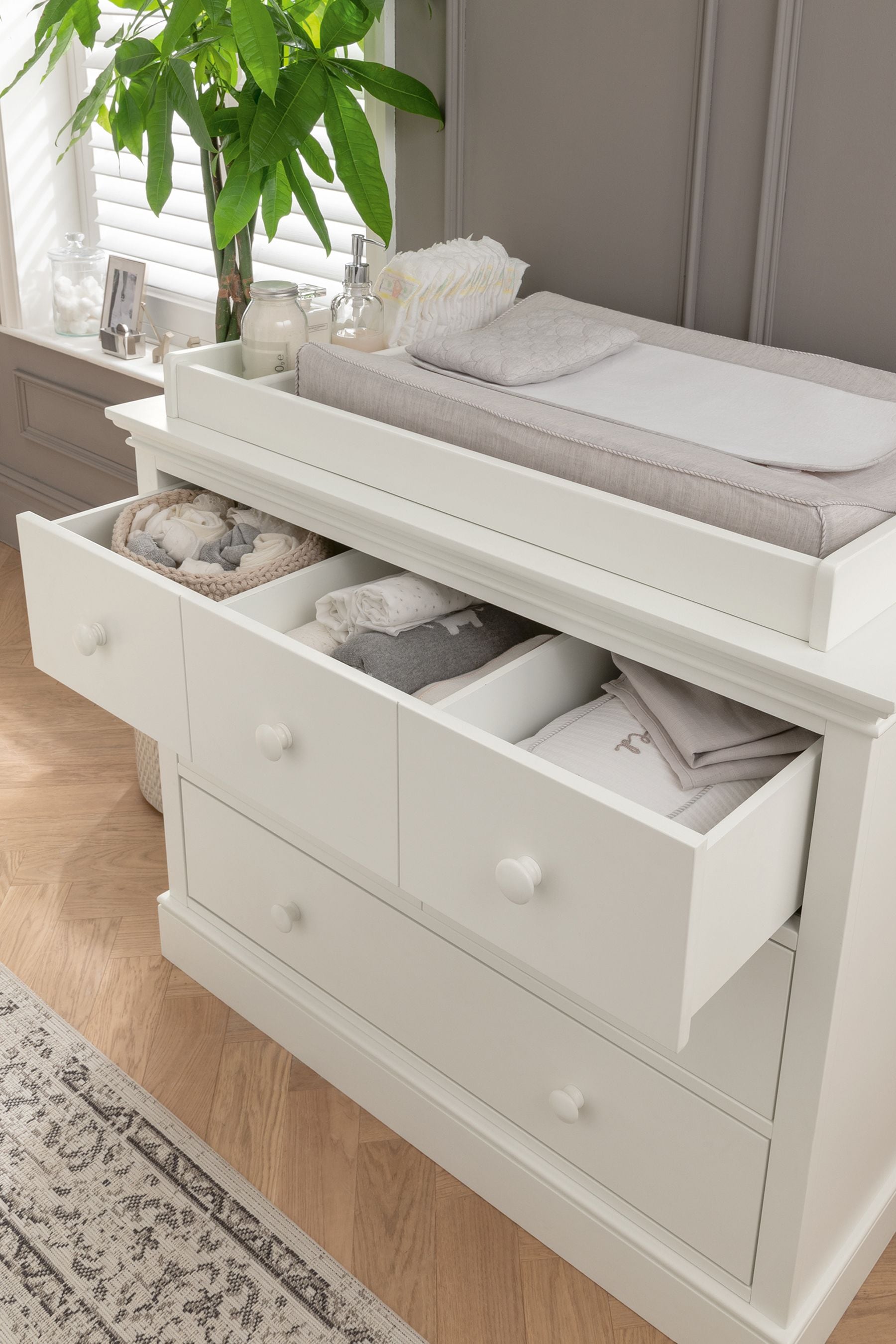 Mamas and papas oxford dresser outlet