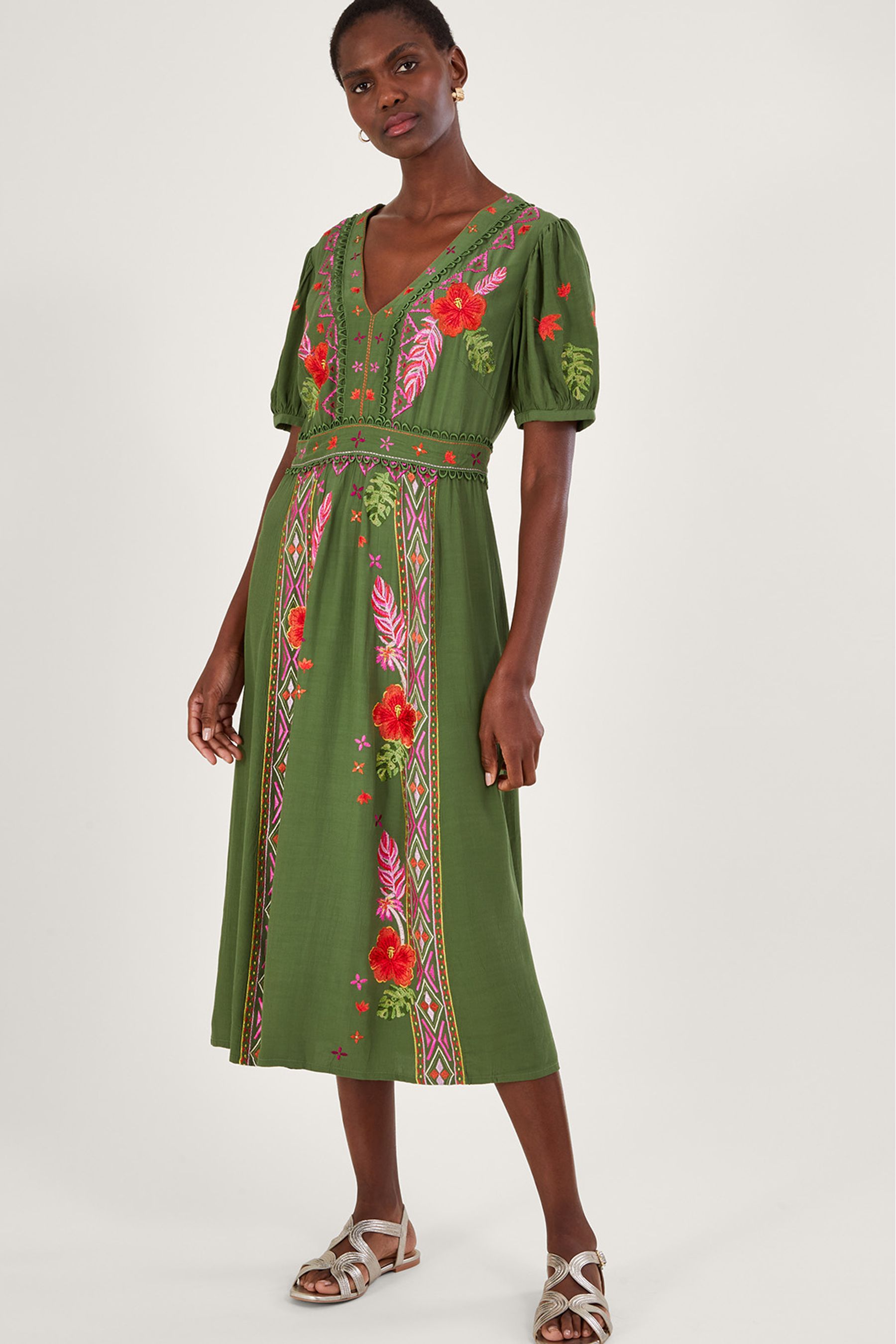 Embroidered tea dress 2025